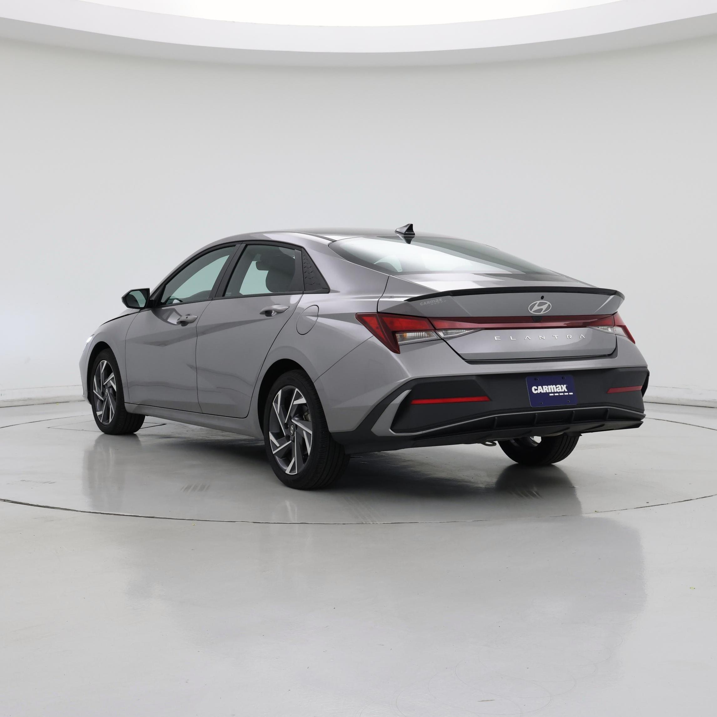 Thumbnail: 2025 Hyundai Elantra - 2