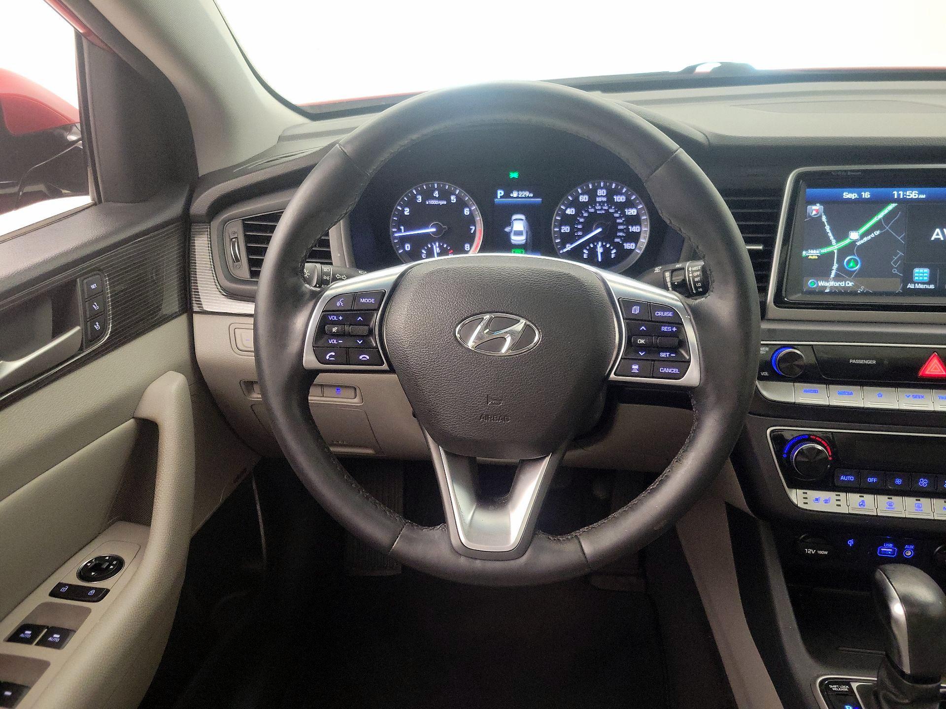 Thumbnail: 2018 Hyundai Sonata - 10