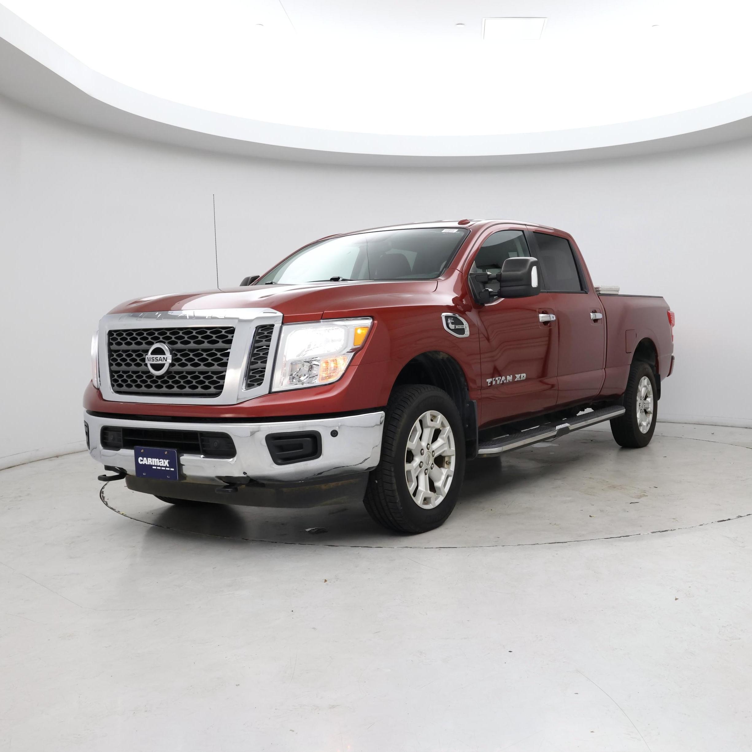 Thumbnail: 2018 Nissan Titan - 4