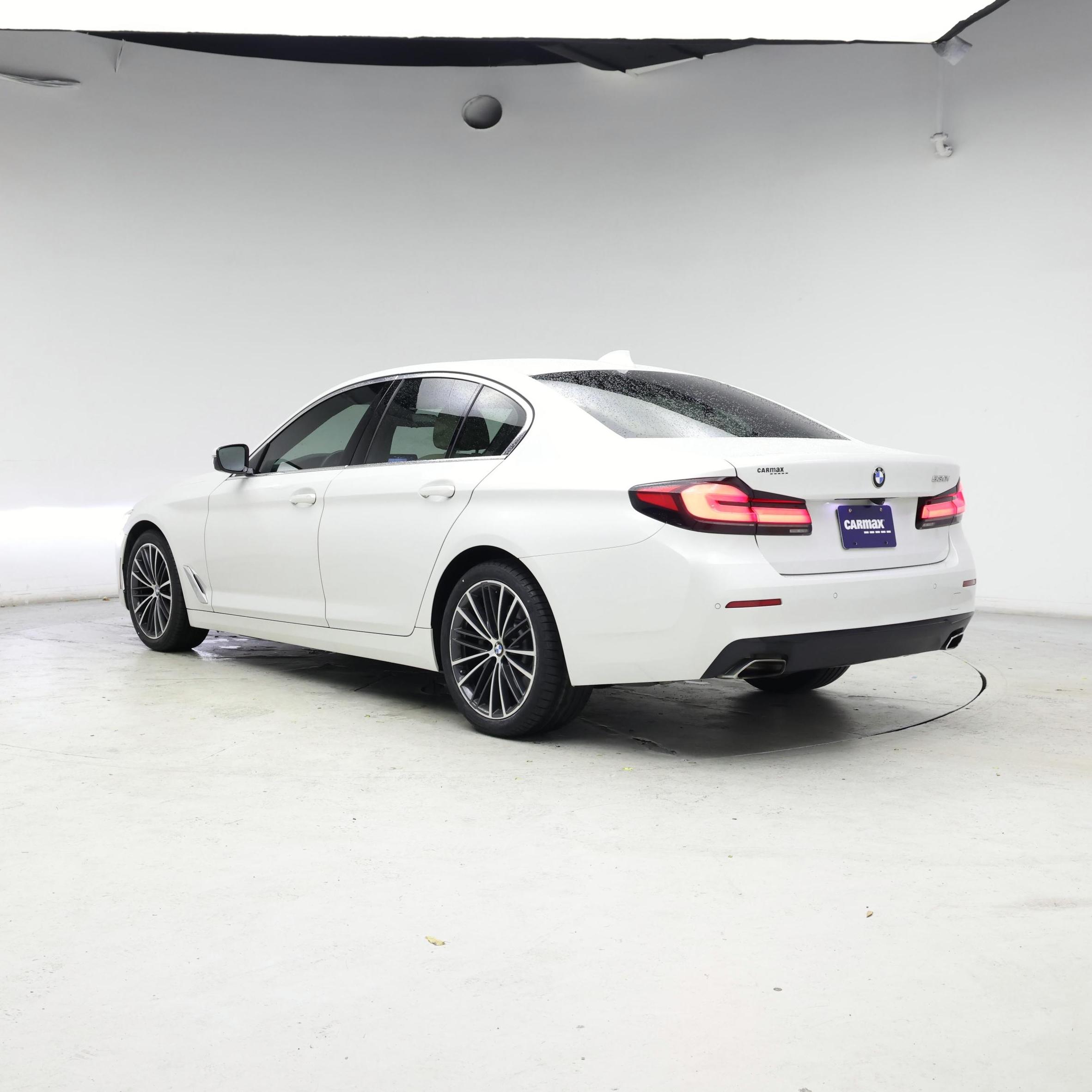 Thumbnail: 2021 BMW 5 Series - 2