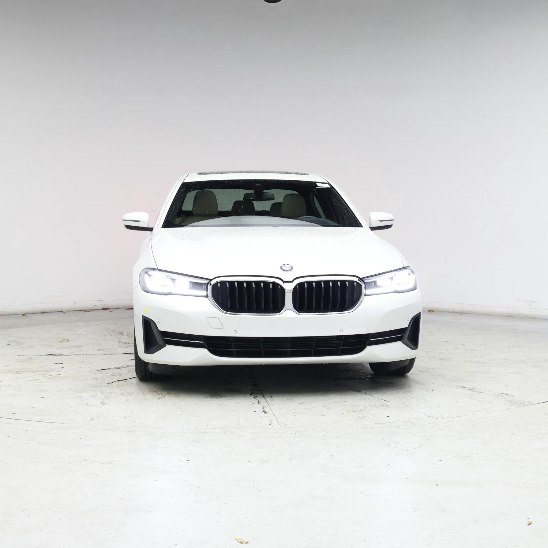 Thumbnail: 2021 BMW 5 Series - 5