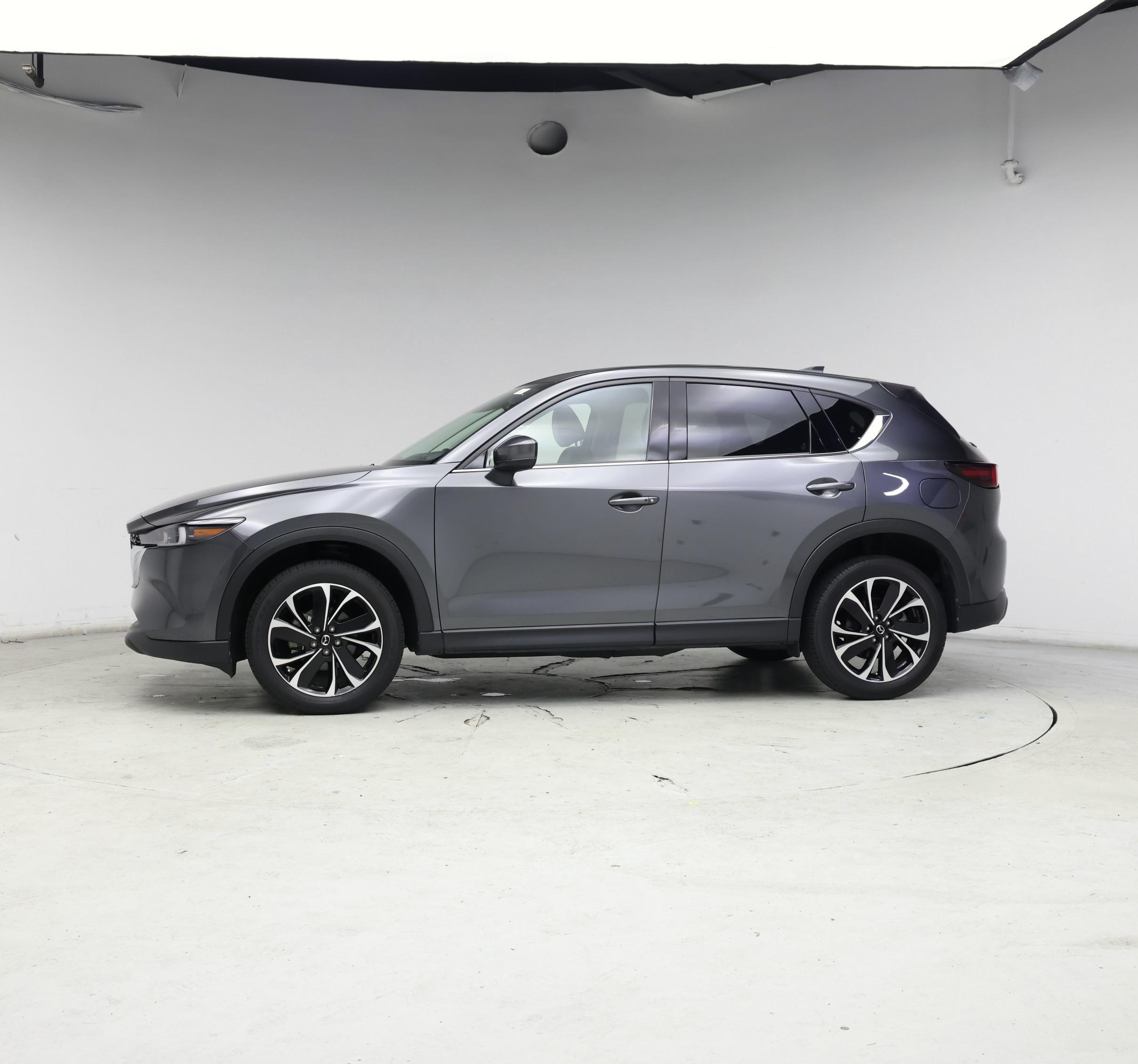 Thumbnail: 2023 Mazda CX-5 - 3