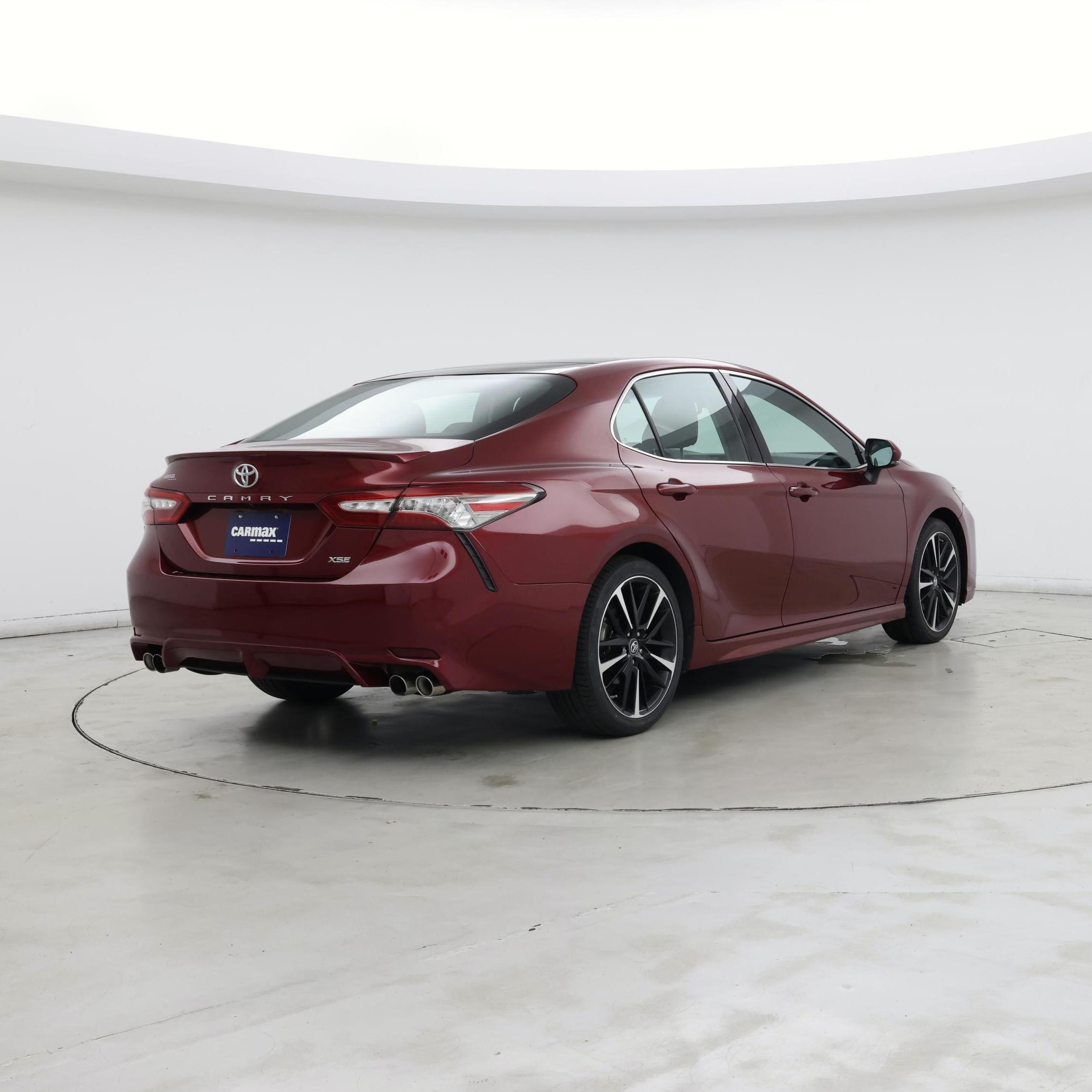 Thumbnail: 2018 Toyota Camry - 8