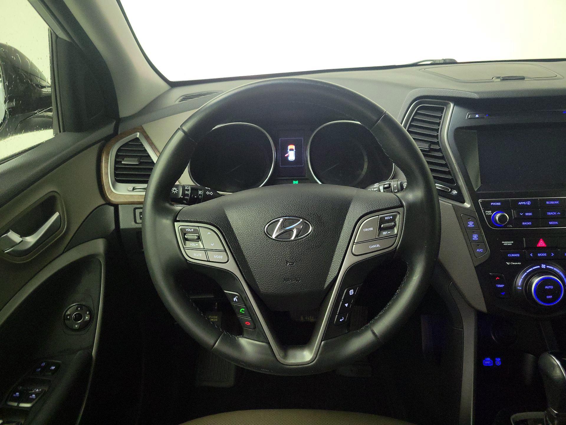 Thumbnail: 2018 Hyundai Santa Fe - 10