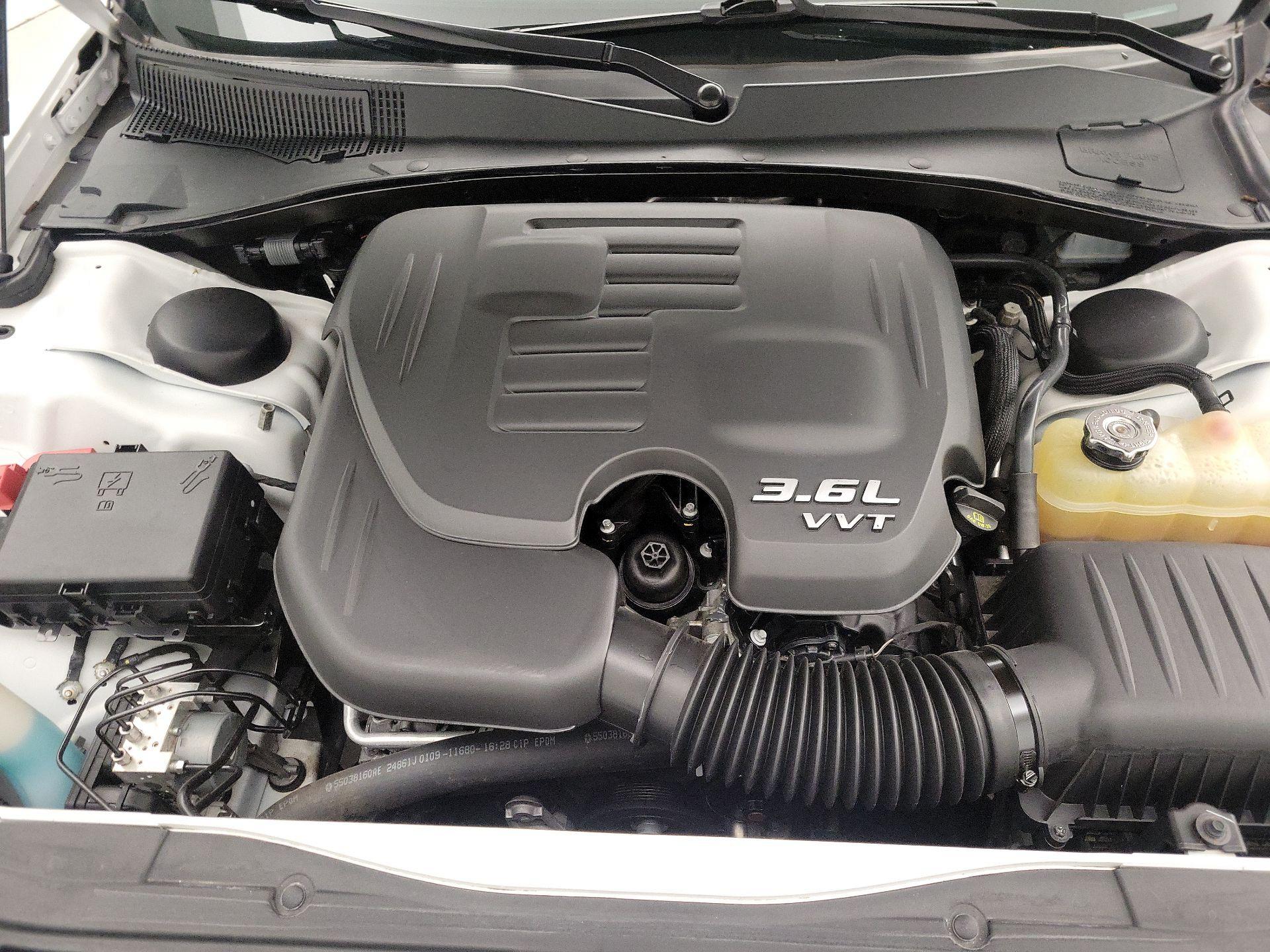 Thumbnail: 2019 Chrysler 300 - 20
