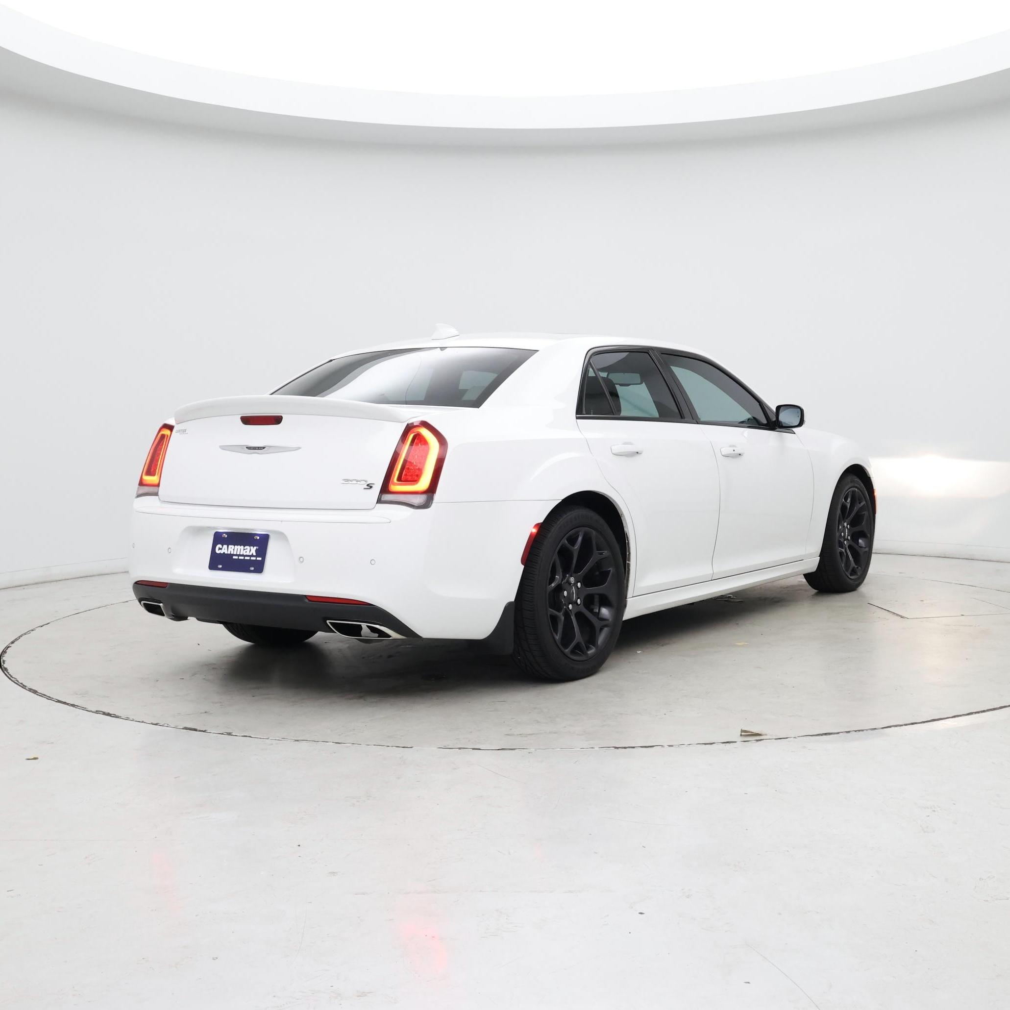 Thumbnail: 2019 Chrysler 300 - 8