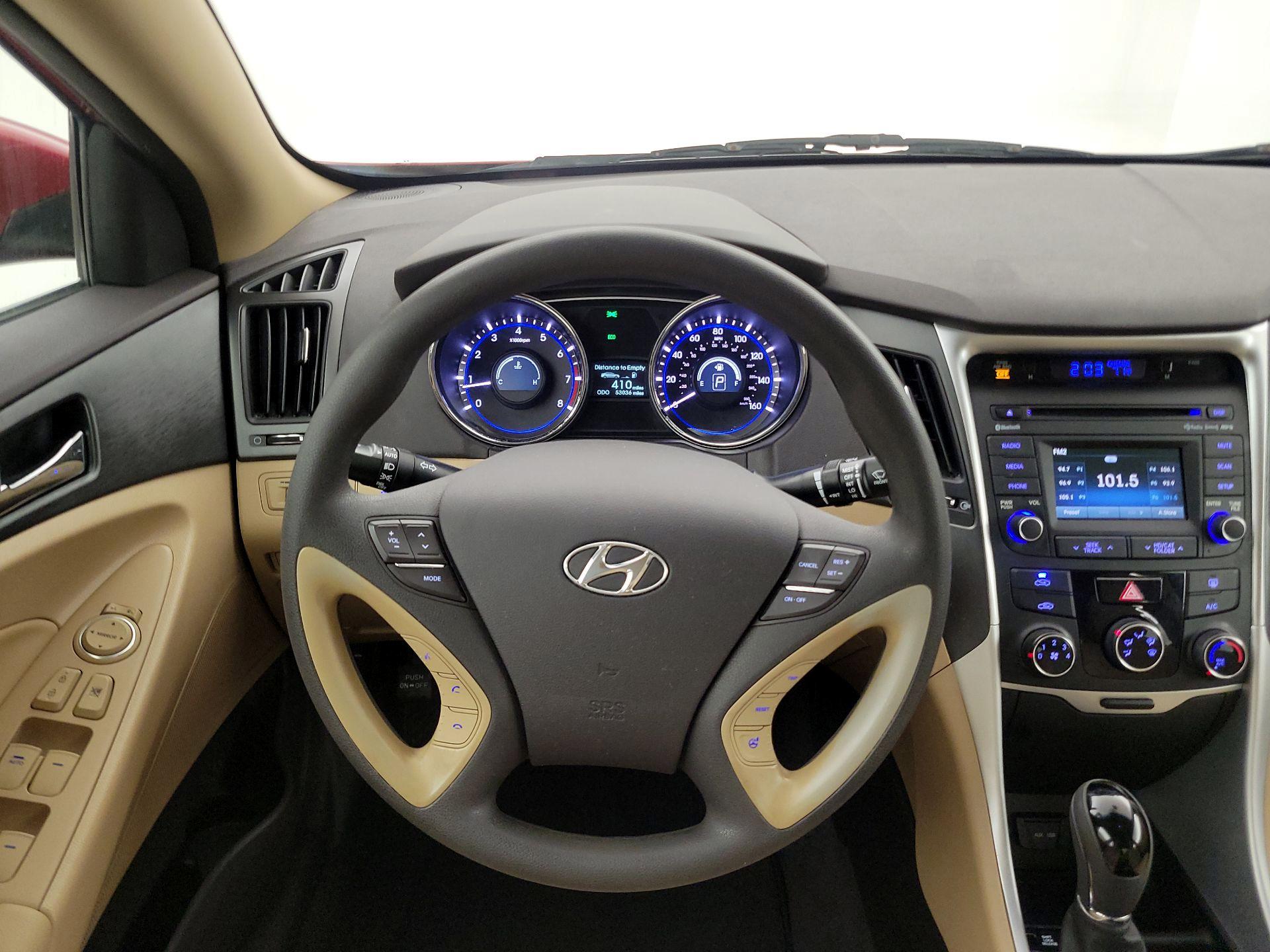 Thumbnail: 2014 Hyundai Sonata - 10