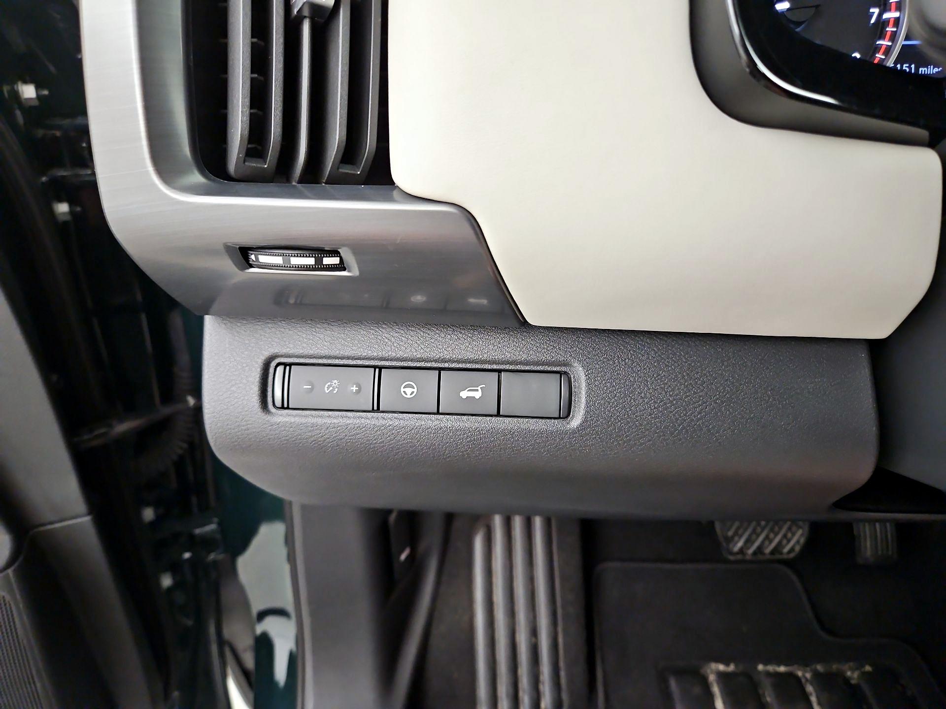 Thumbnail: 2023 Nissan Pathfinder - 13