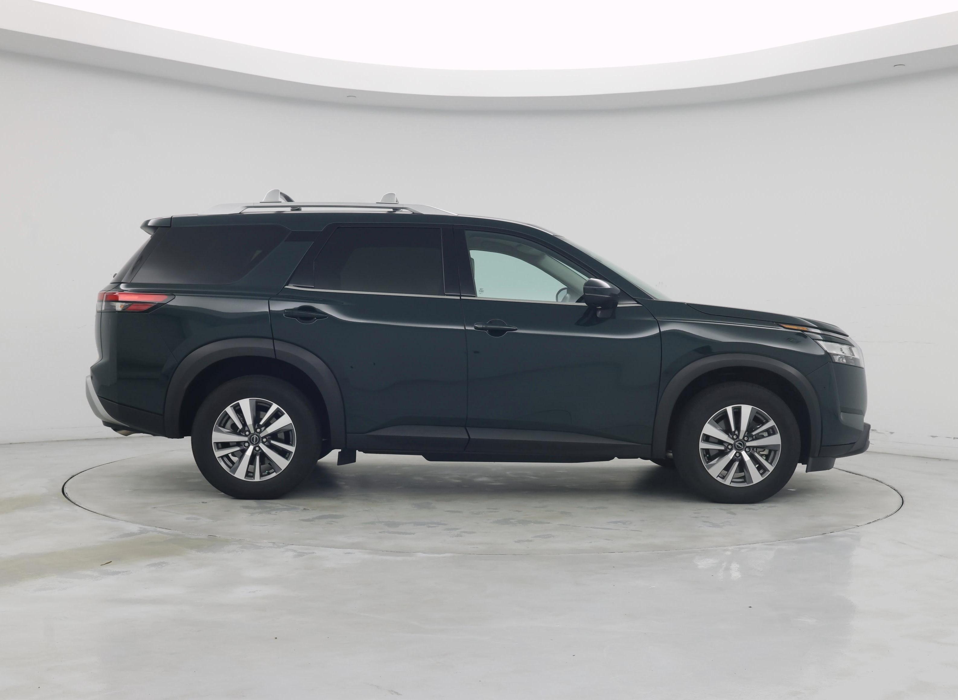 Thumbnail: 2023 Nissan Pathfinder - 7