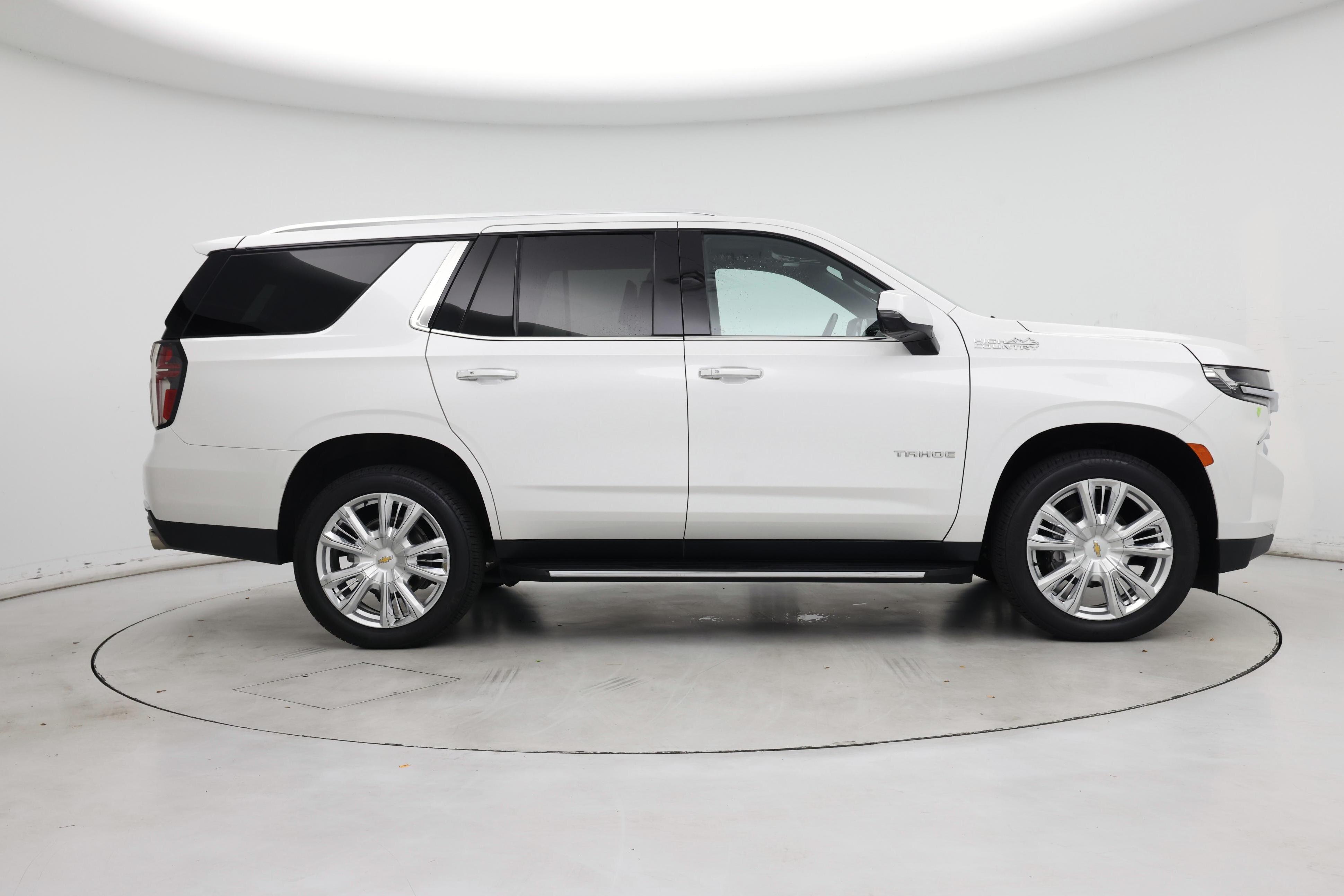 Thumbnail: 2023 Chevrolet Tahoe - 7