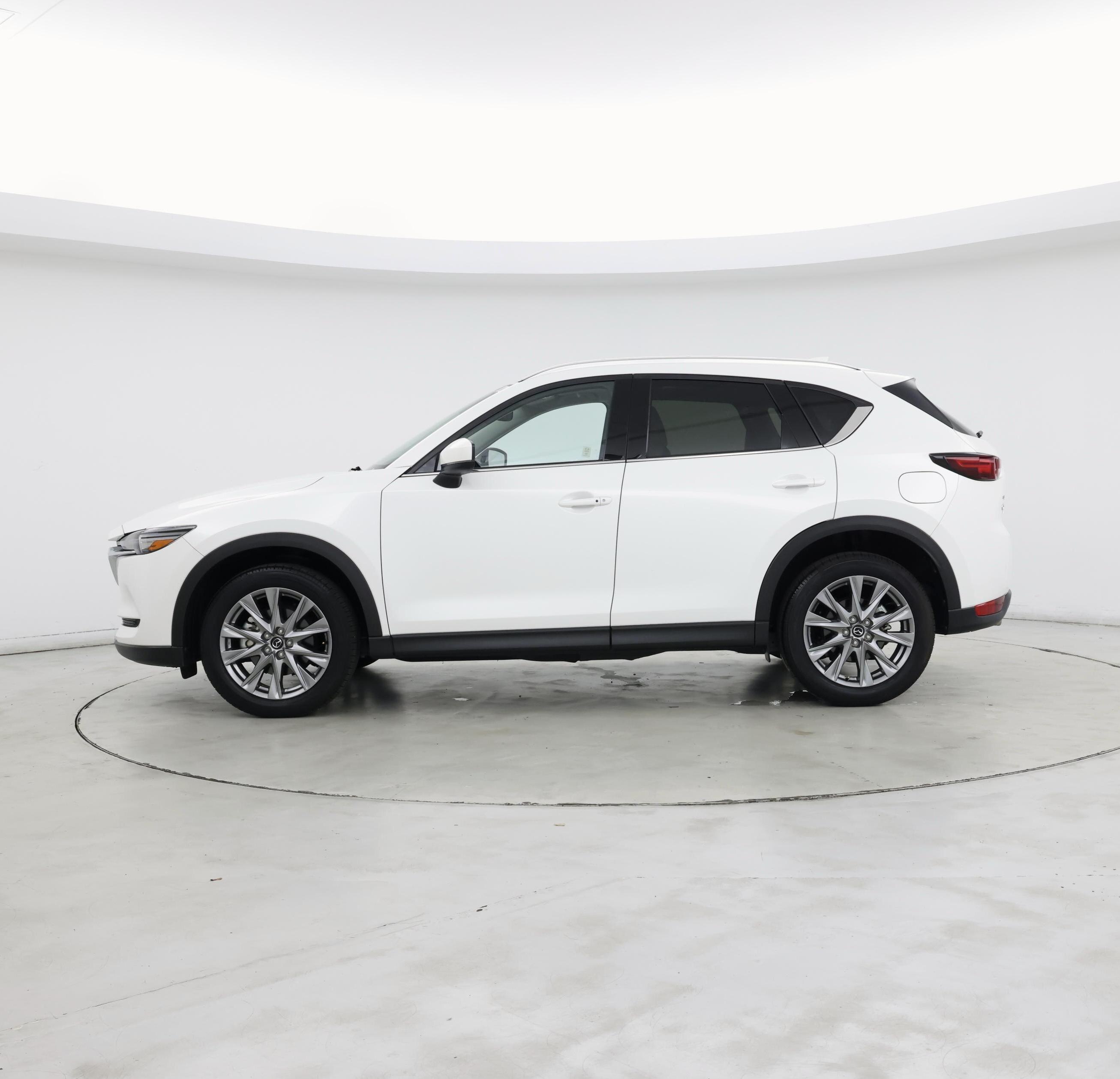 Thumbnail: 2021 Mazda CX-5 - 3