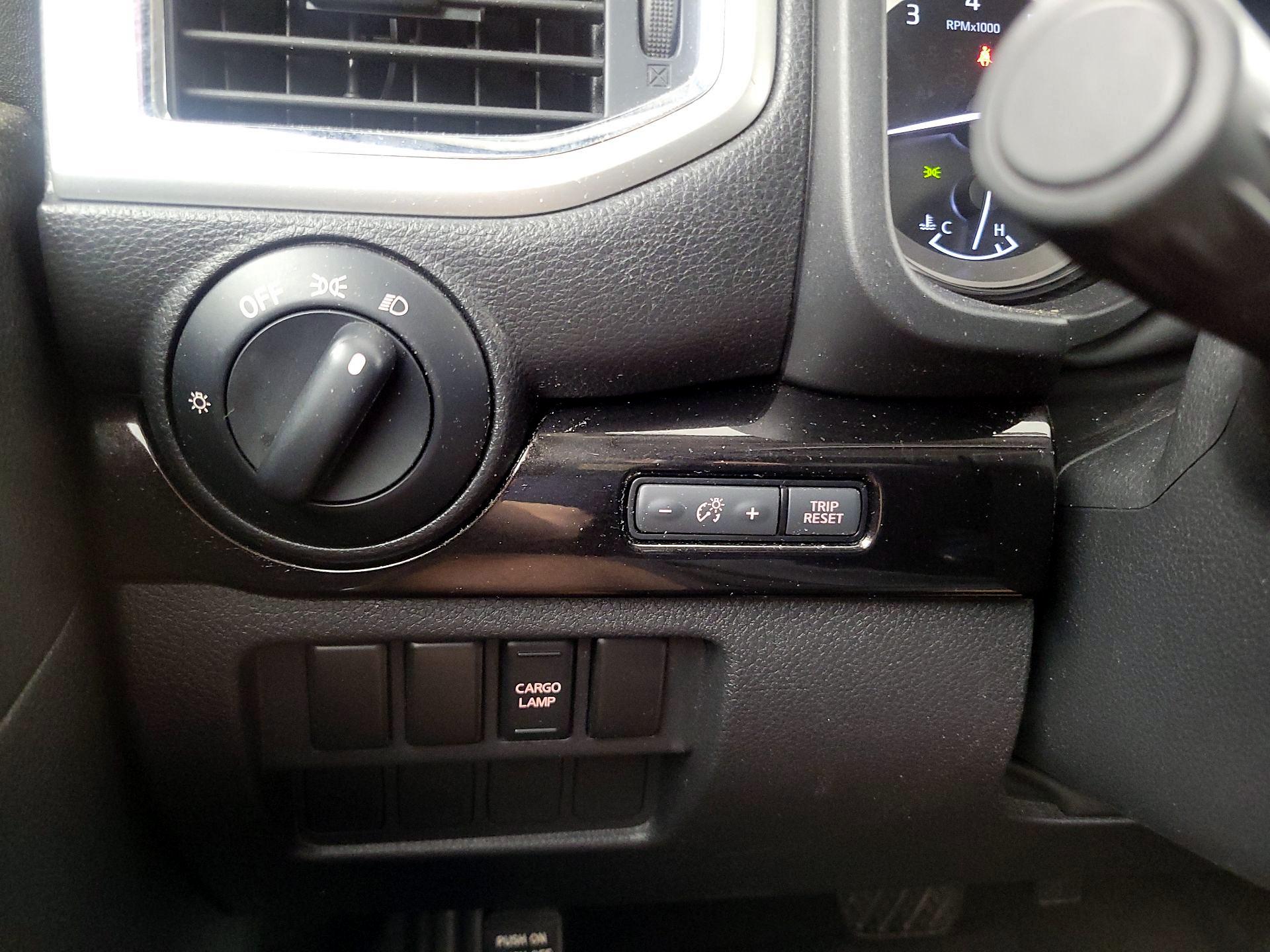 Thumbnail: 2019 Nissan Titan - 13