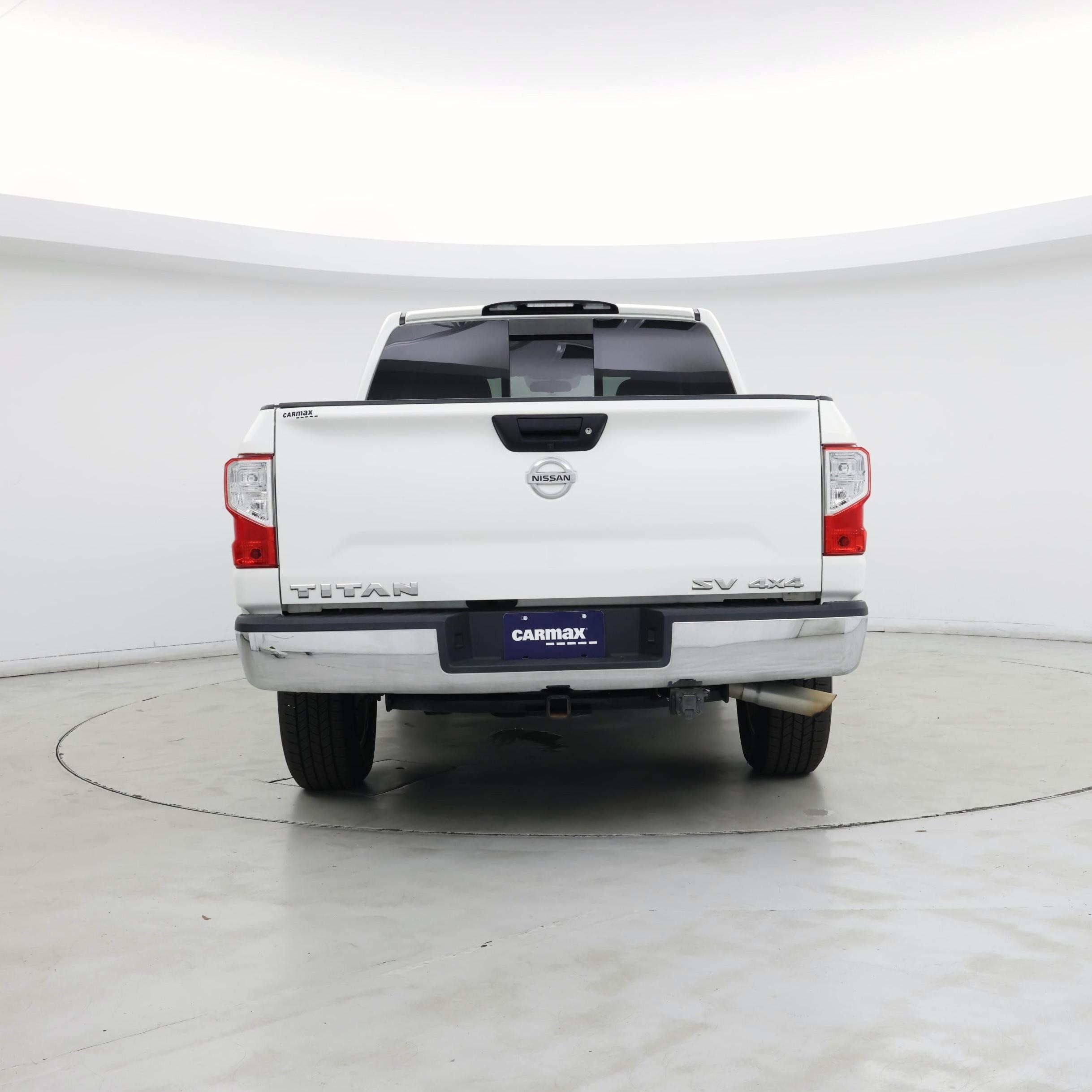 Thumbnail: 2019 Nissan Titan - 6