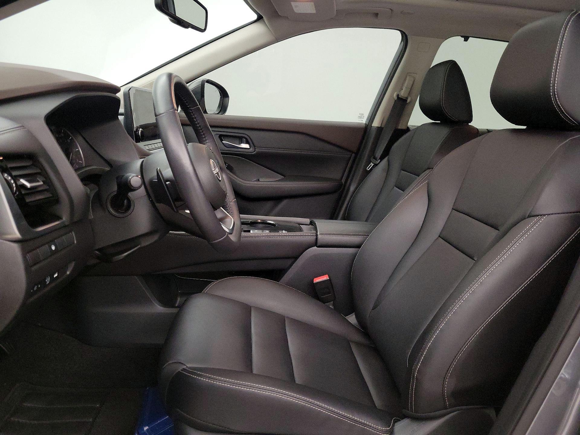 Thumbnail: 2023 Nissan Rogue - 11