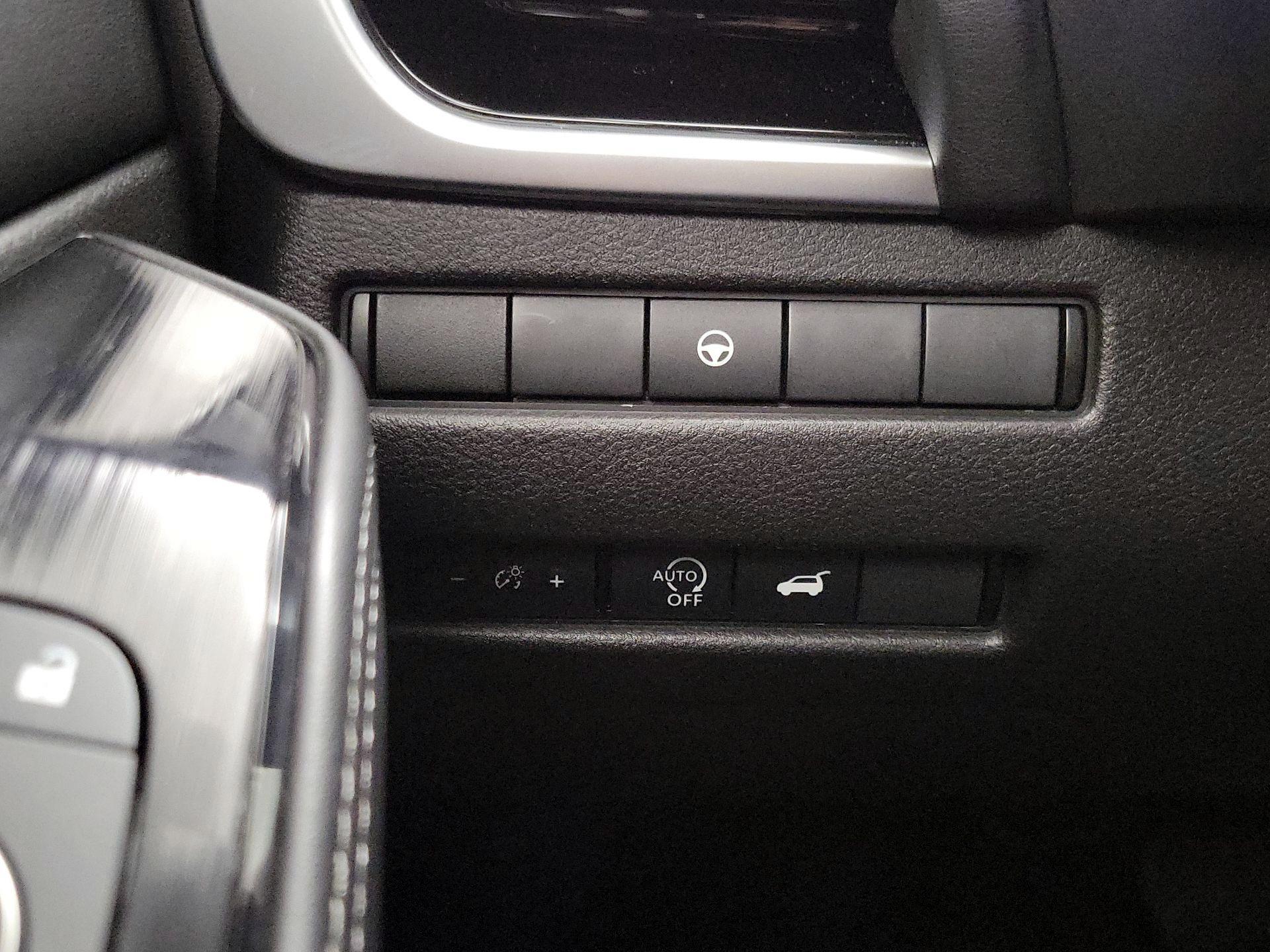 Thumbnail: 2023 Nissan Rogue - 13