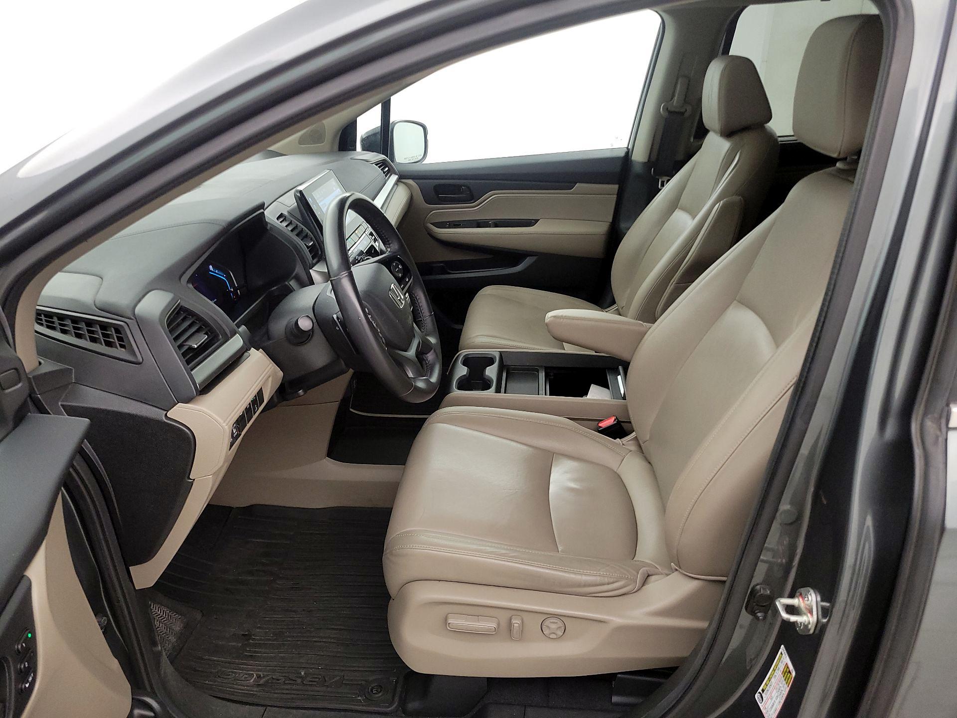 Thumbnail: 2018 Honda Odyssey - 11