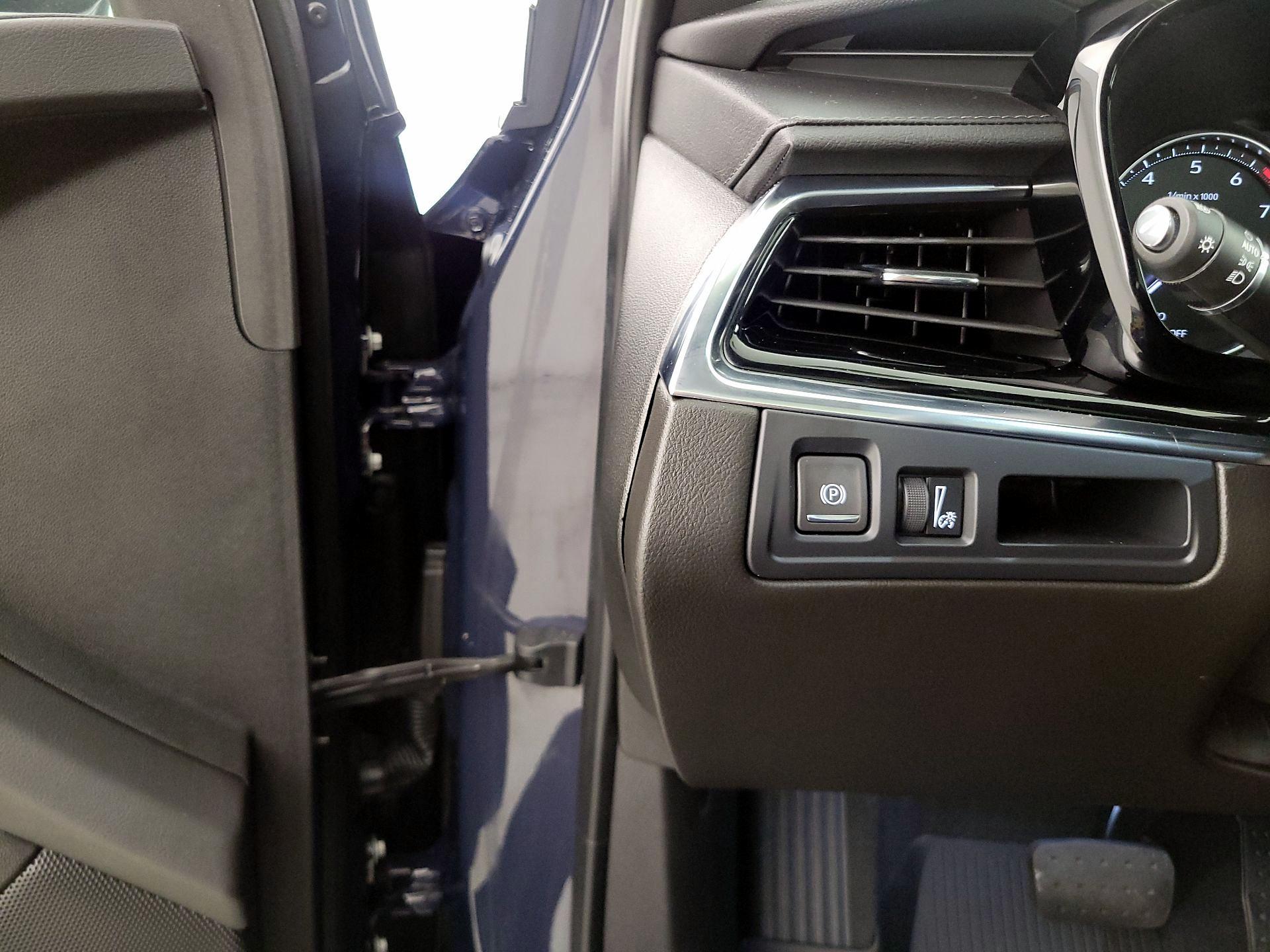 Thumbnail: 2024 Cadillac XT6 - 13