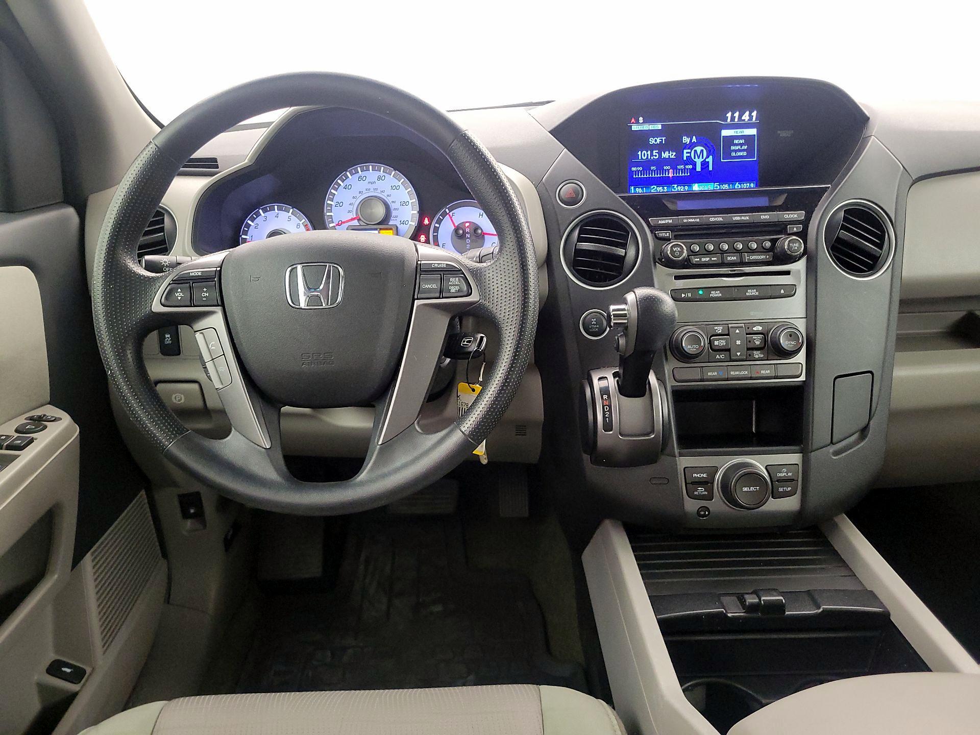 Thumbnail: 2015 Honda Pilot - 10