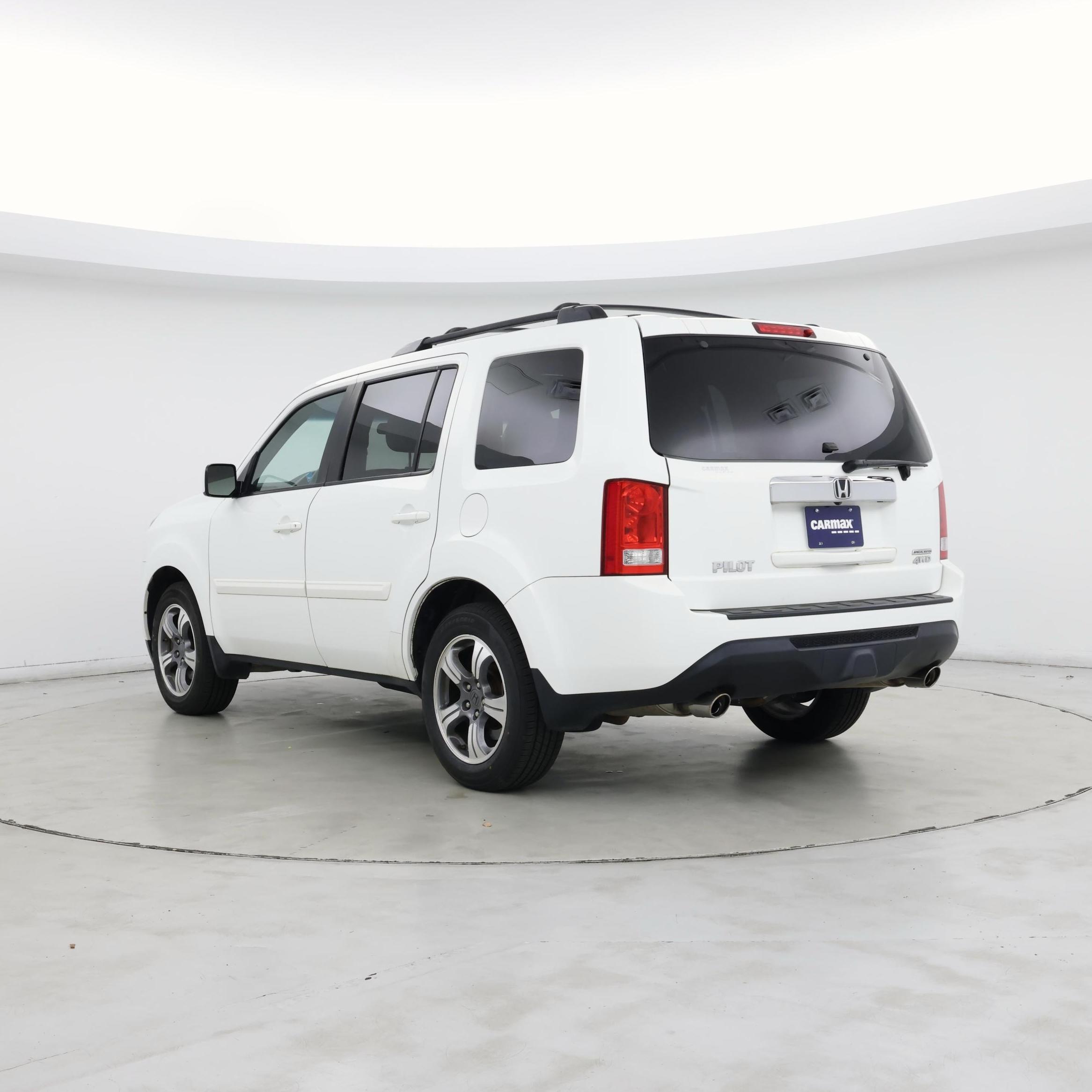 Thumbnail: 2015 Honda Pilot - 2