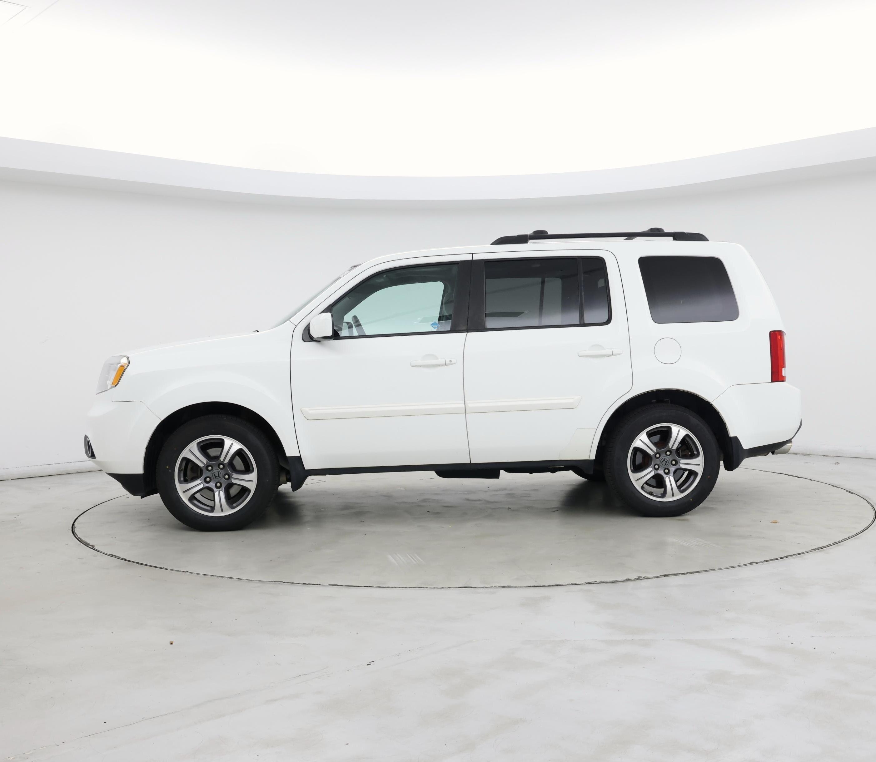 Thumbnail: 2015 Honda Pilot - 3