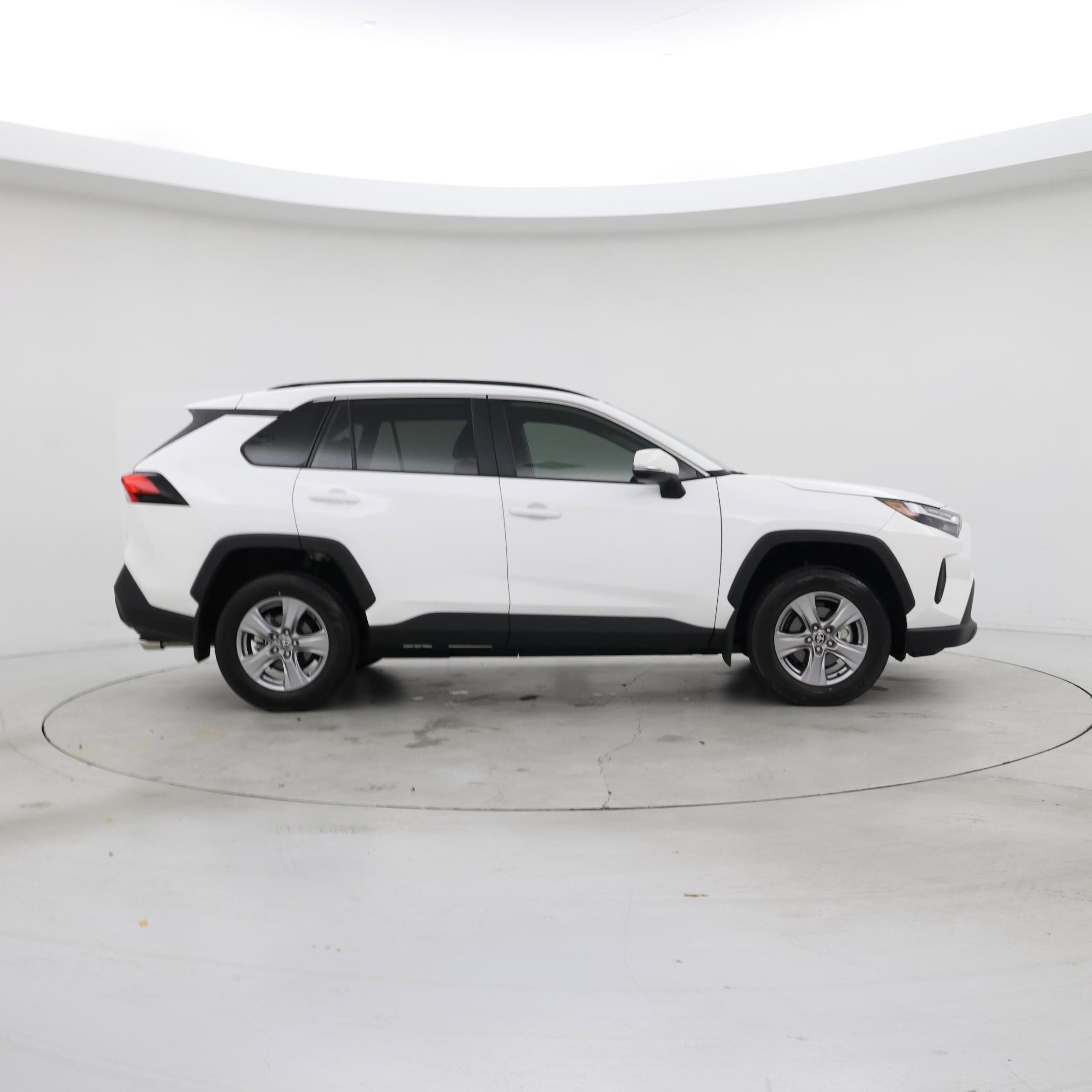 Thumbnail: 2025 Toyota RAV4 - 7