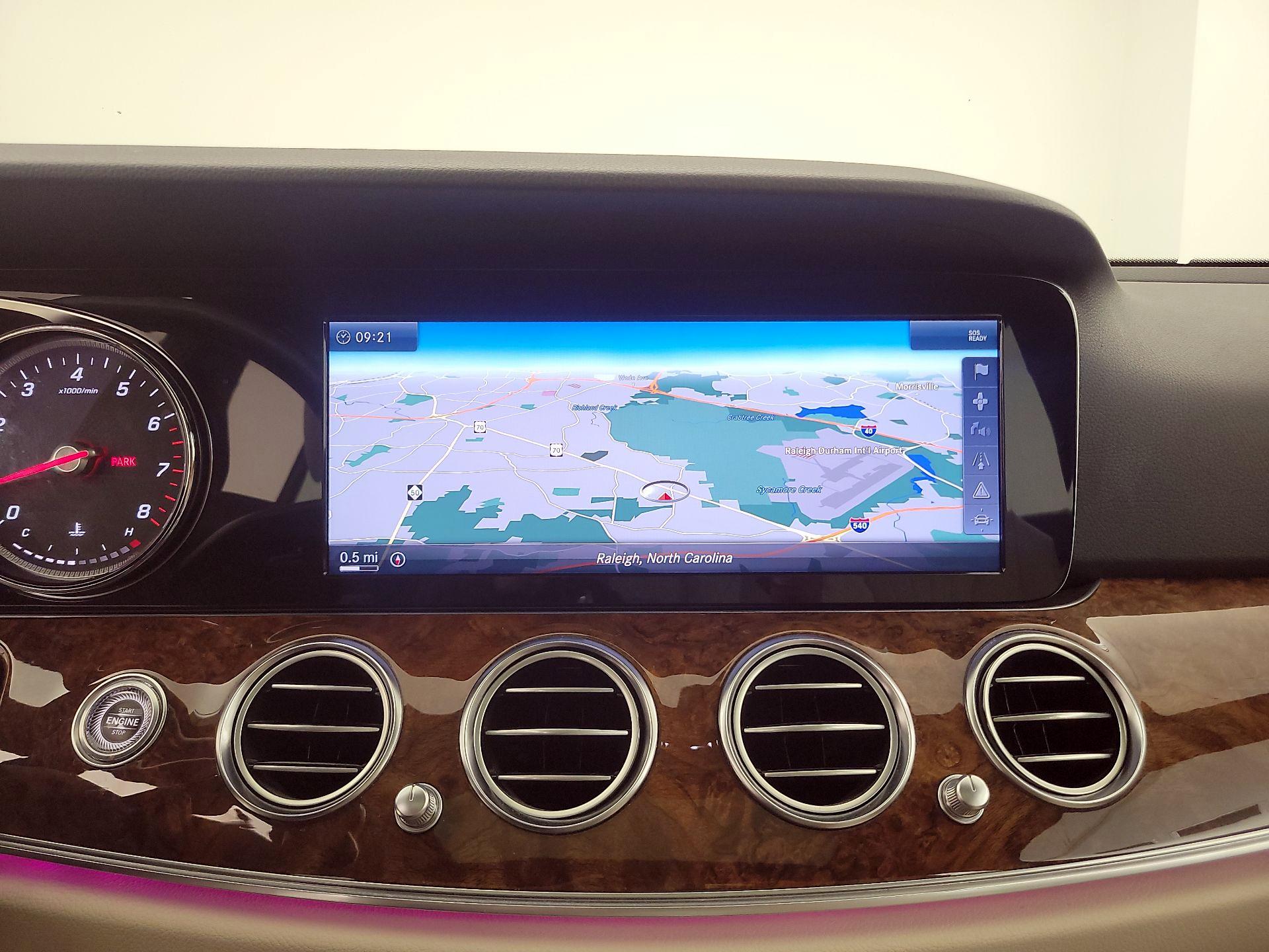 Thumbnail: 2017 Mercedes-Benz E-Class - 14