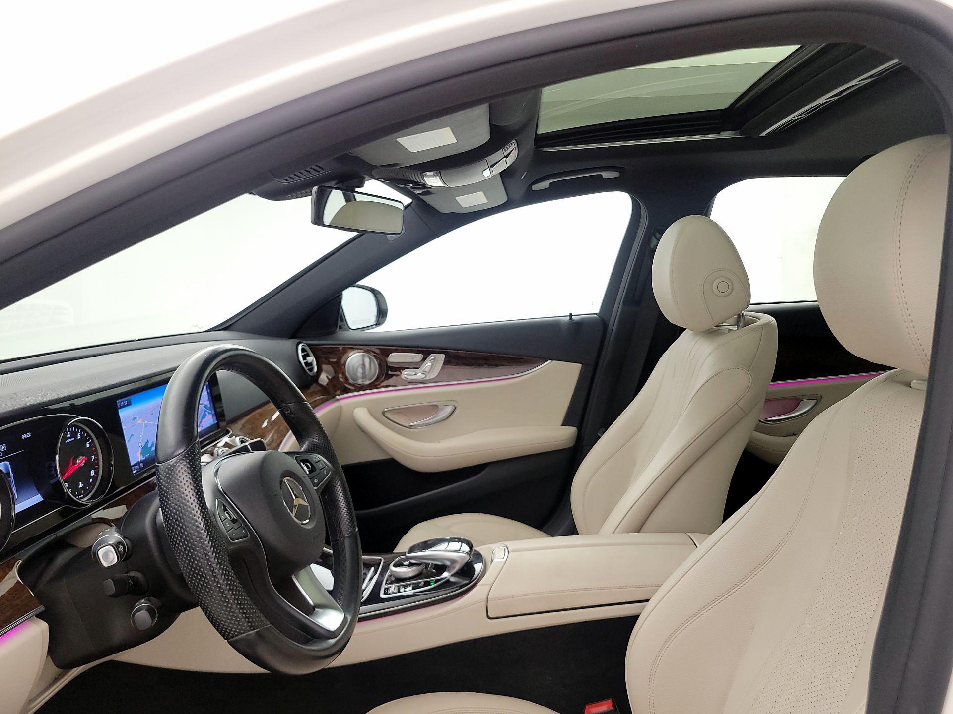 Thumbnail: 2017 Mercedes-Benz E-Class - 20