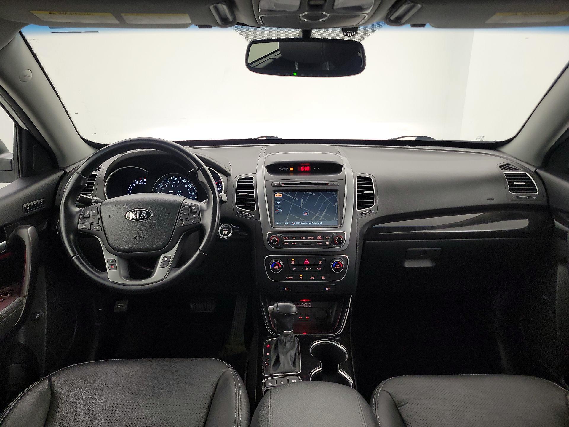 Thumbnail: 2015 Kia Sorento - 9
