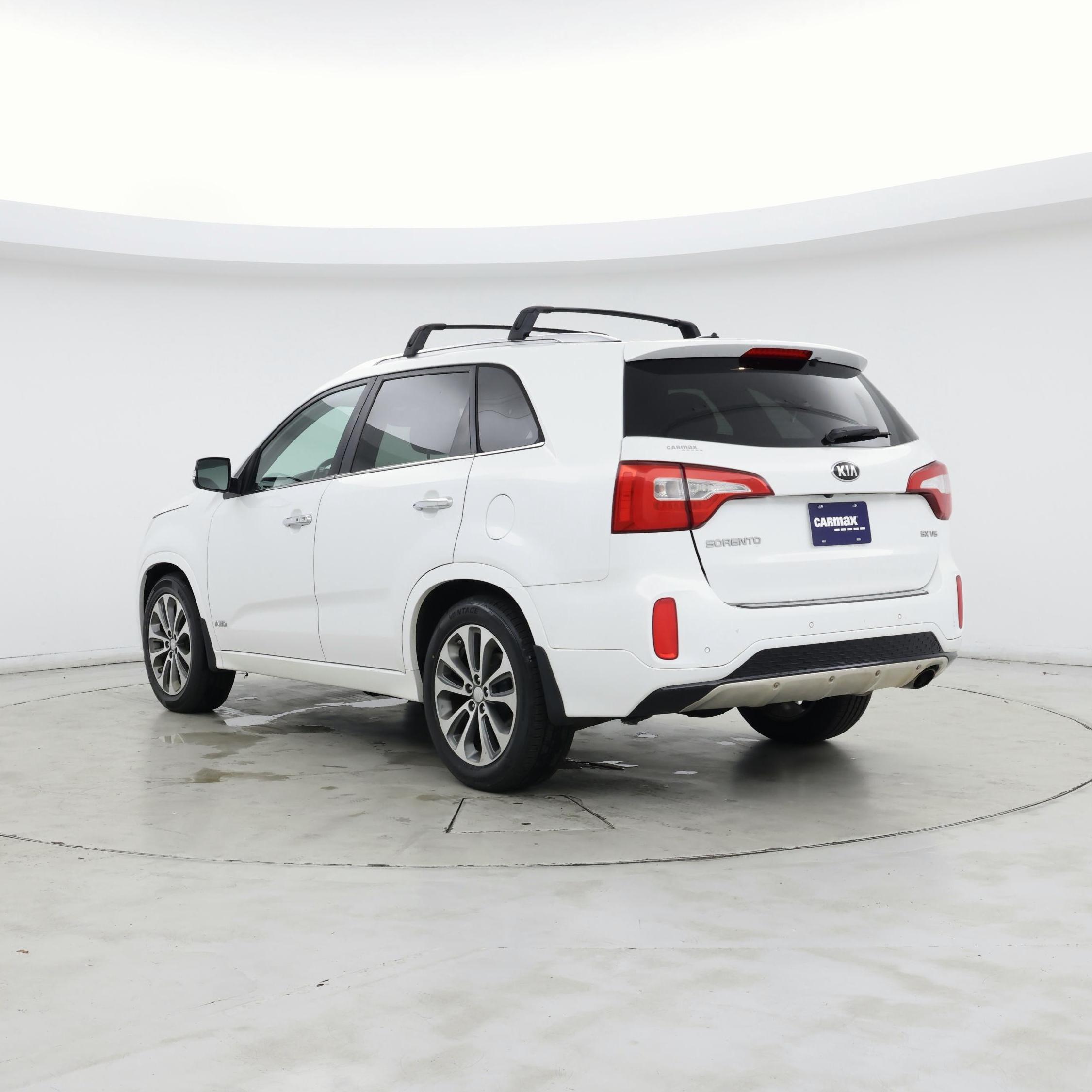 Thumbnail: 2015 Kia Sorento - 2