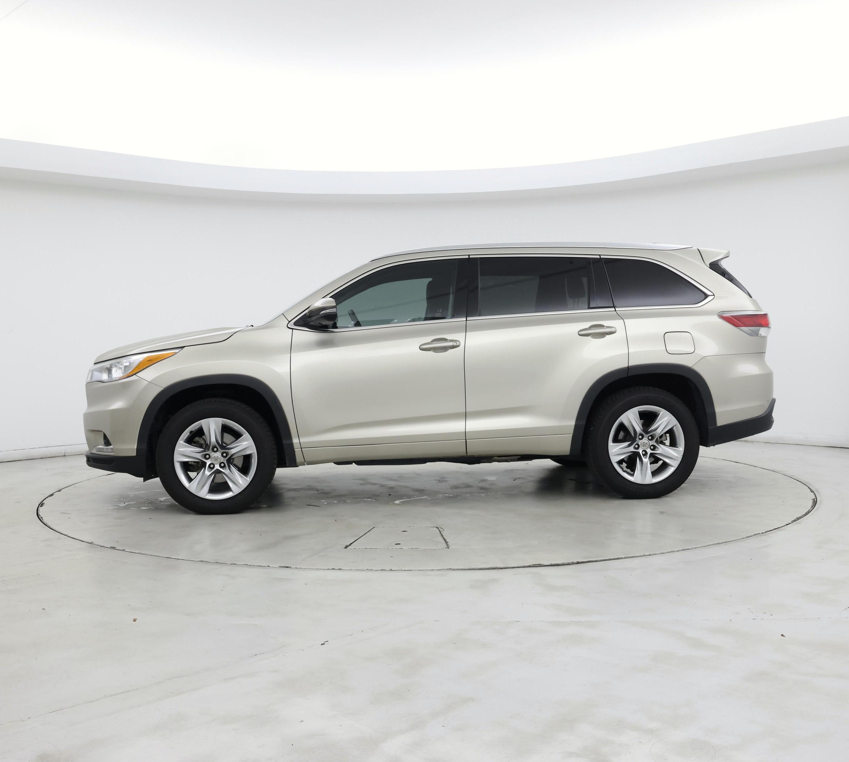 Thumbnail: 2015 Toyota Highlander - 3