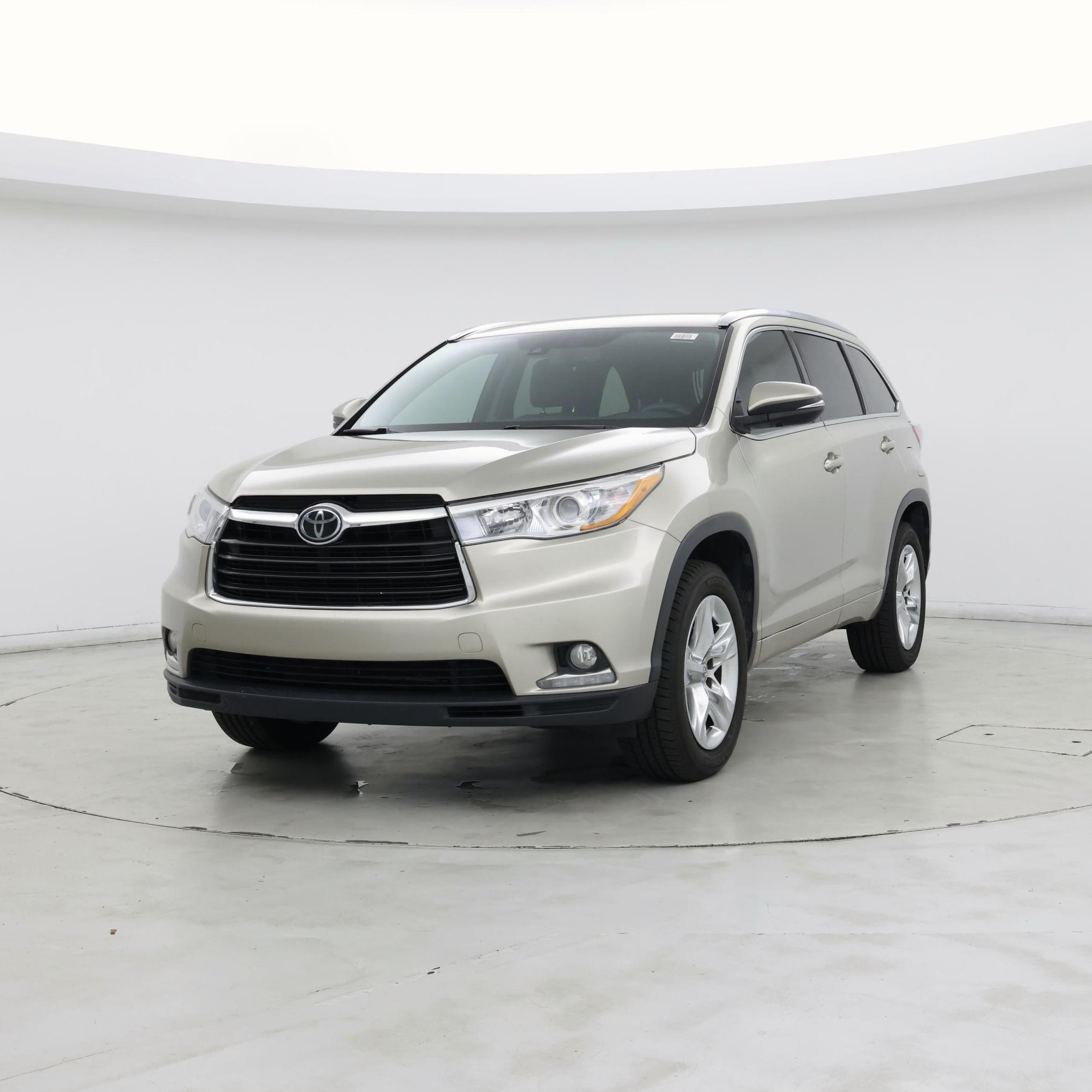 Thumbnail: 2015 Toyota Highlander - 4