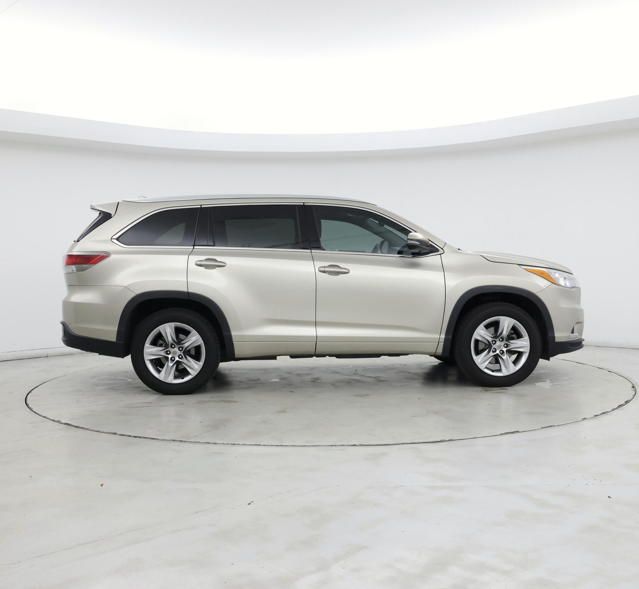 Thumbnail: 2015 Toyota Highlander - 7