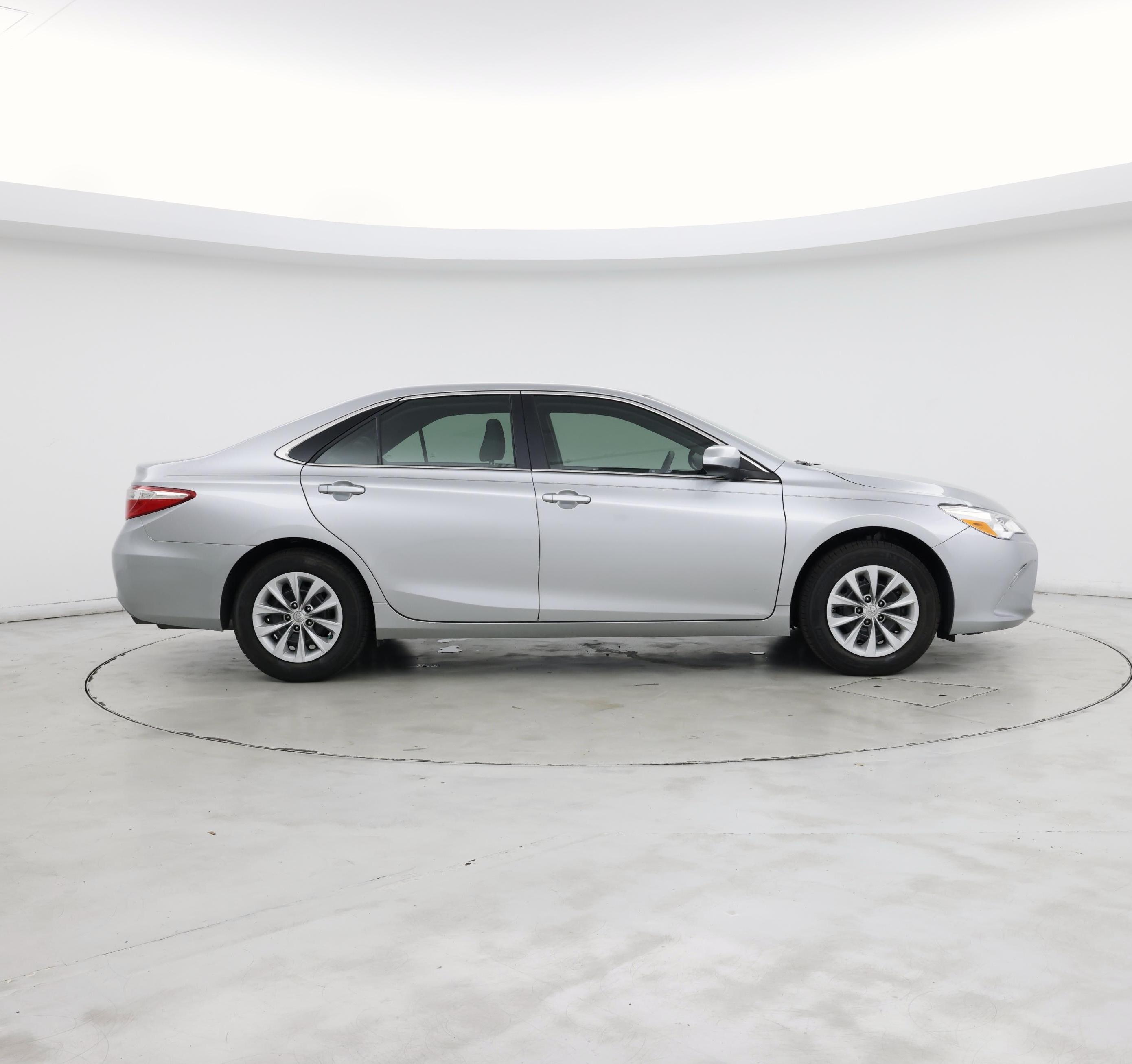 Thumbnail: 2017 Toyota Camry - 7