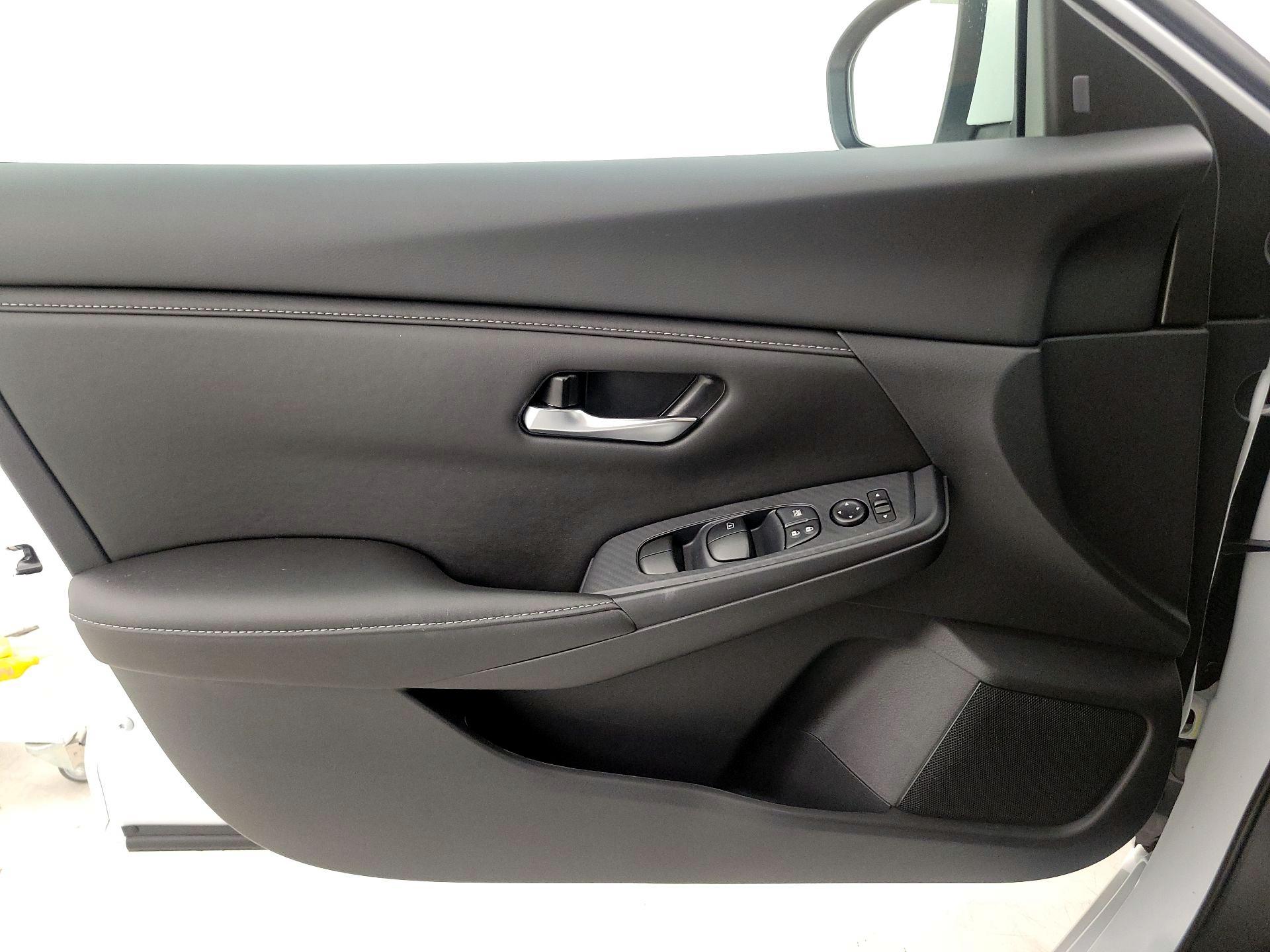 Thumbnail: 2025 Nissan Sentra - 12