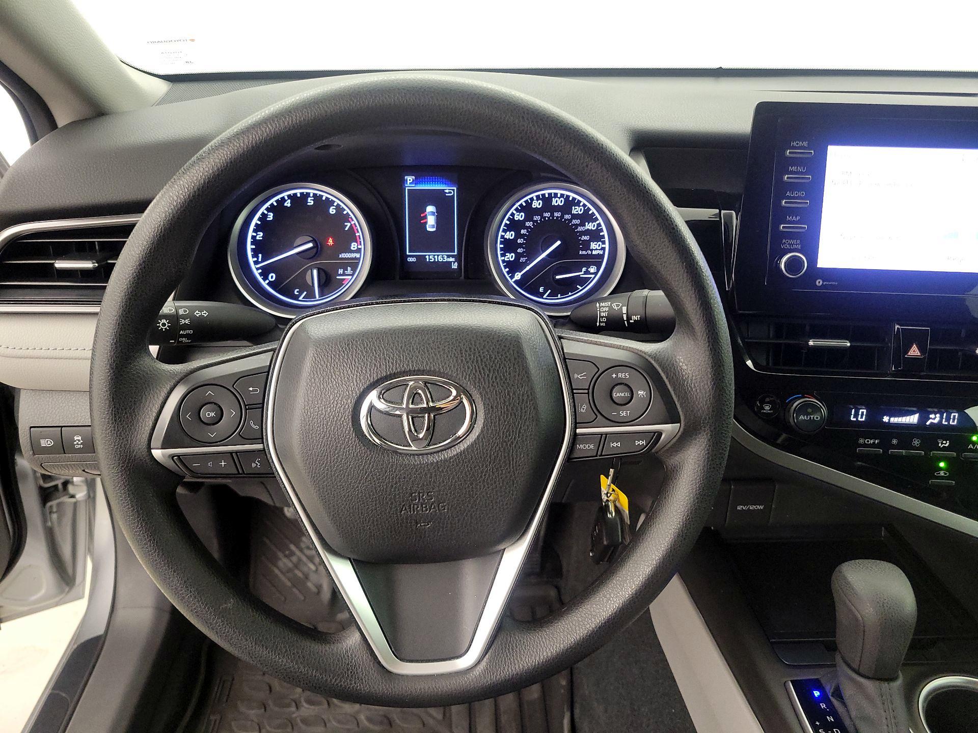 Thumbnail: 2022 Toyota Camry - 10