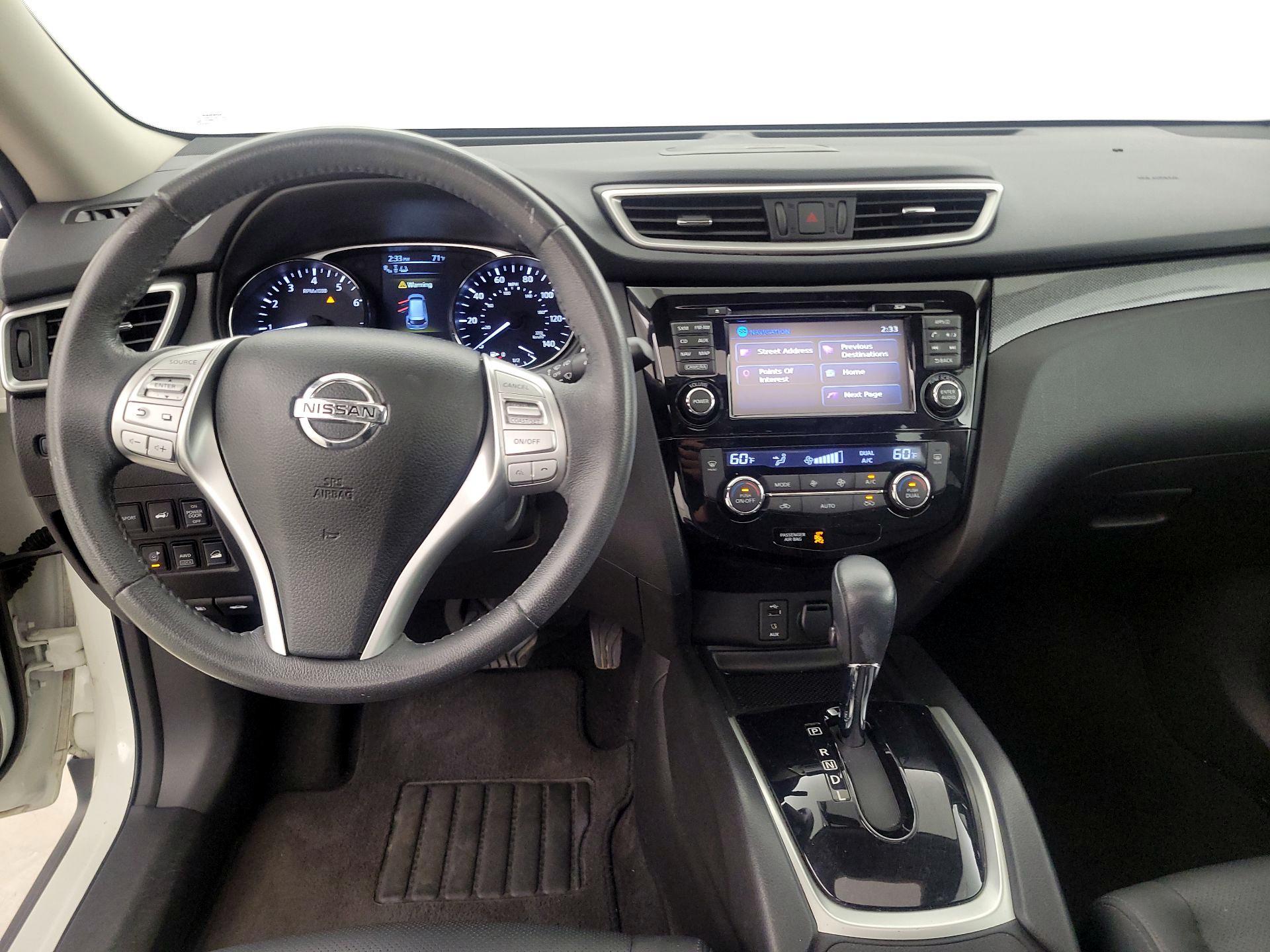 Thumbnail: 2015 Nissan Rogue - 9
