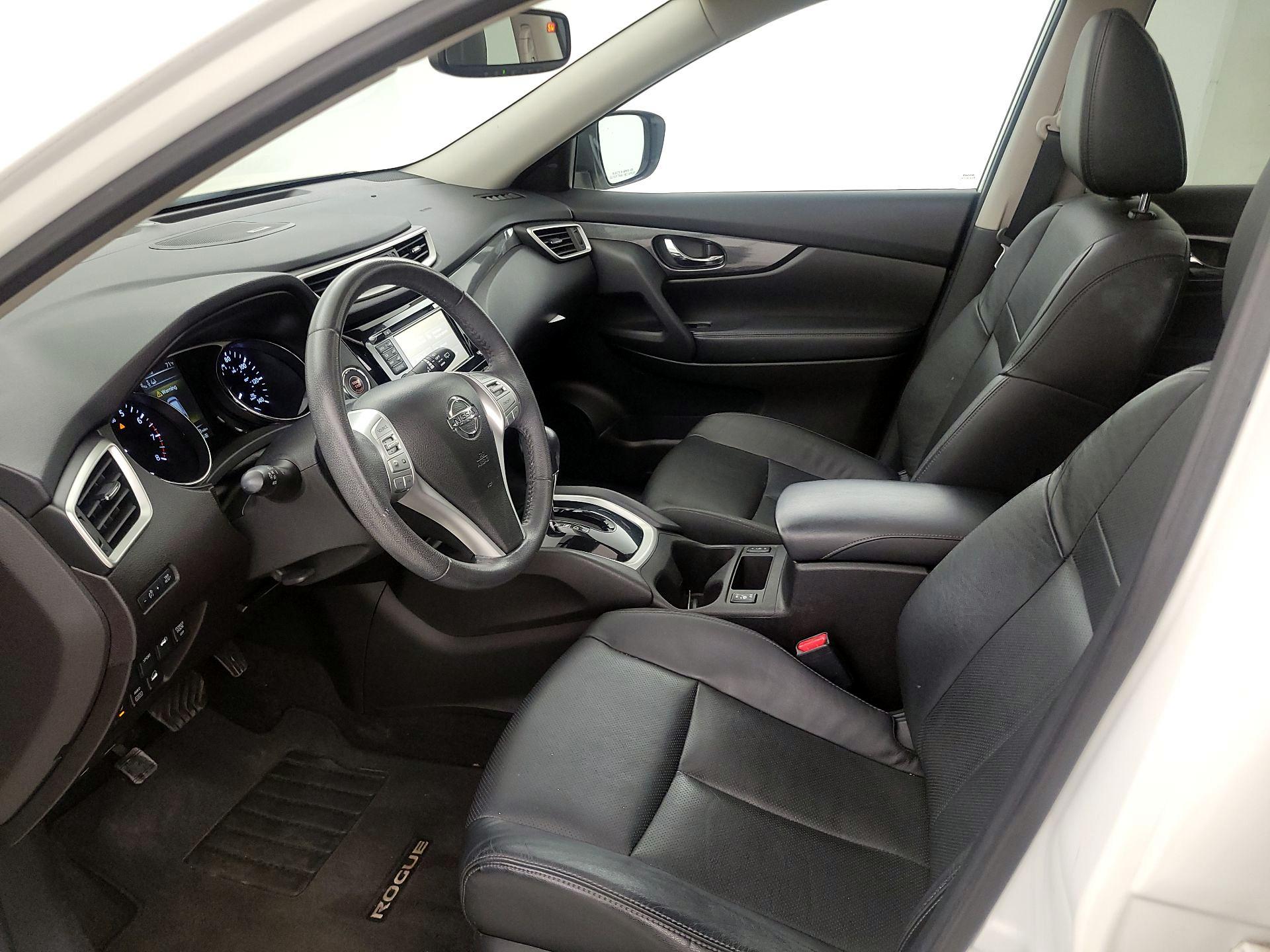 Thumbnail: 2015 Nissan Rogue - 11