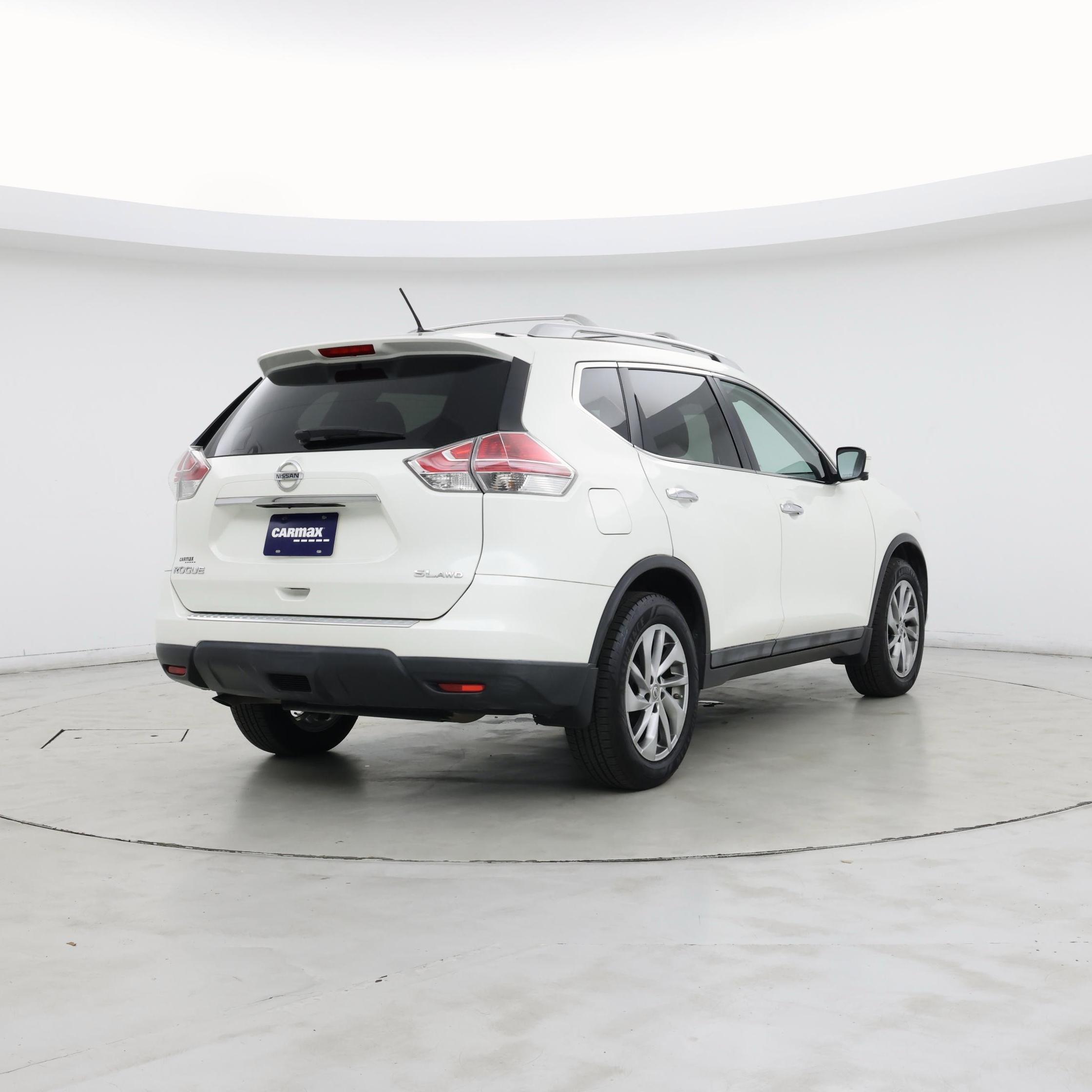 Thumbnail: 2015 Nissan Rogue - 8