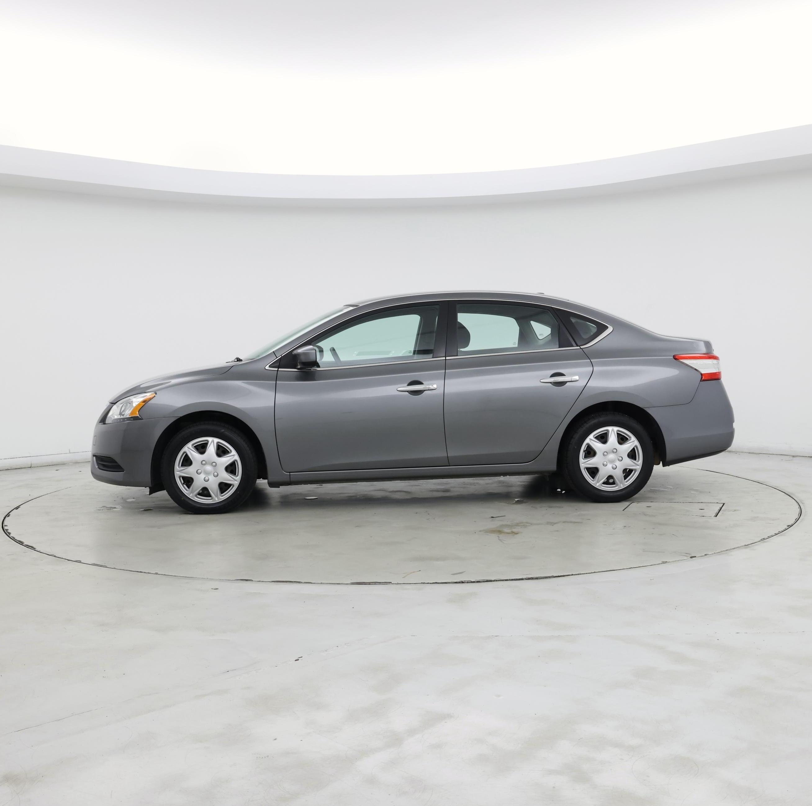 Thumbnail: 2015 Nissan Sentra - 3