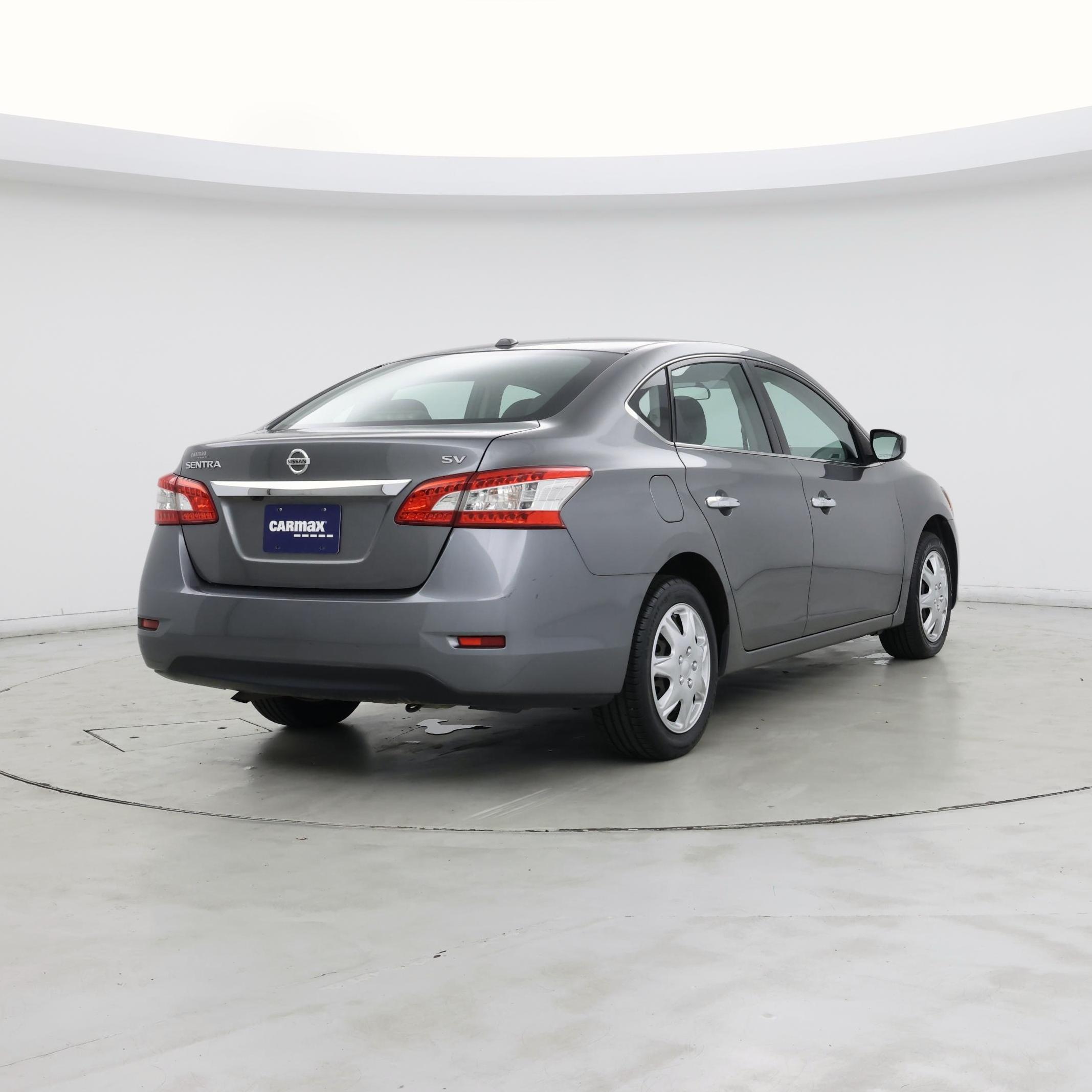 Thumbnail: 2015 Nissan Sentra - 8