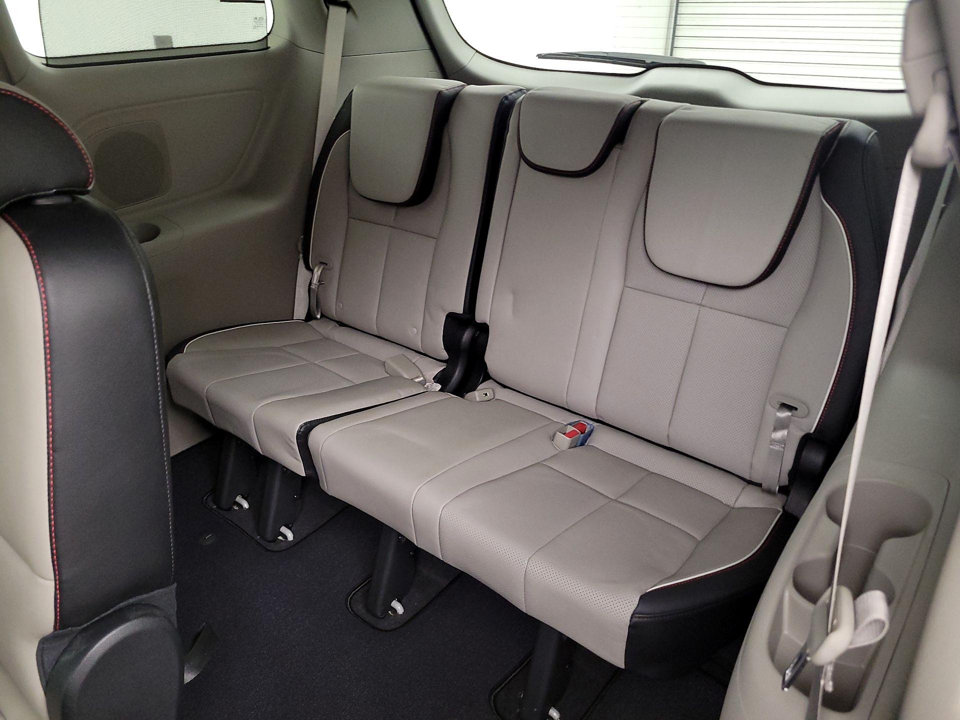 Thumbnail: 2019 Kia Sedona - 20