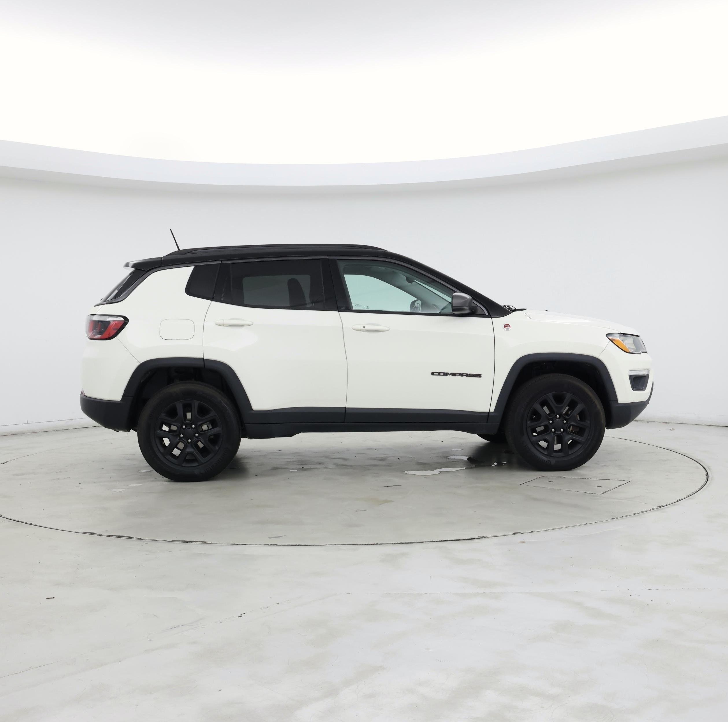 Thumbnail: 2018 Jeep Compass - 7