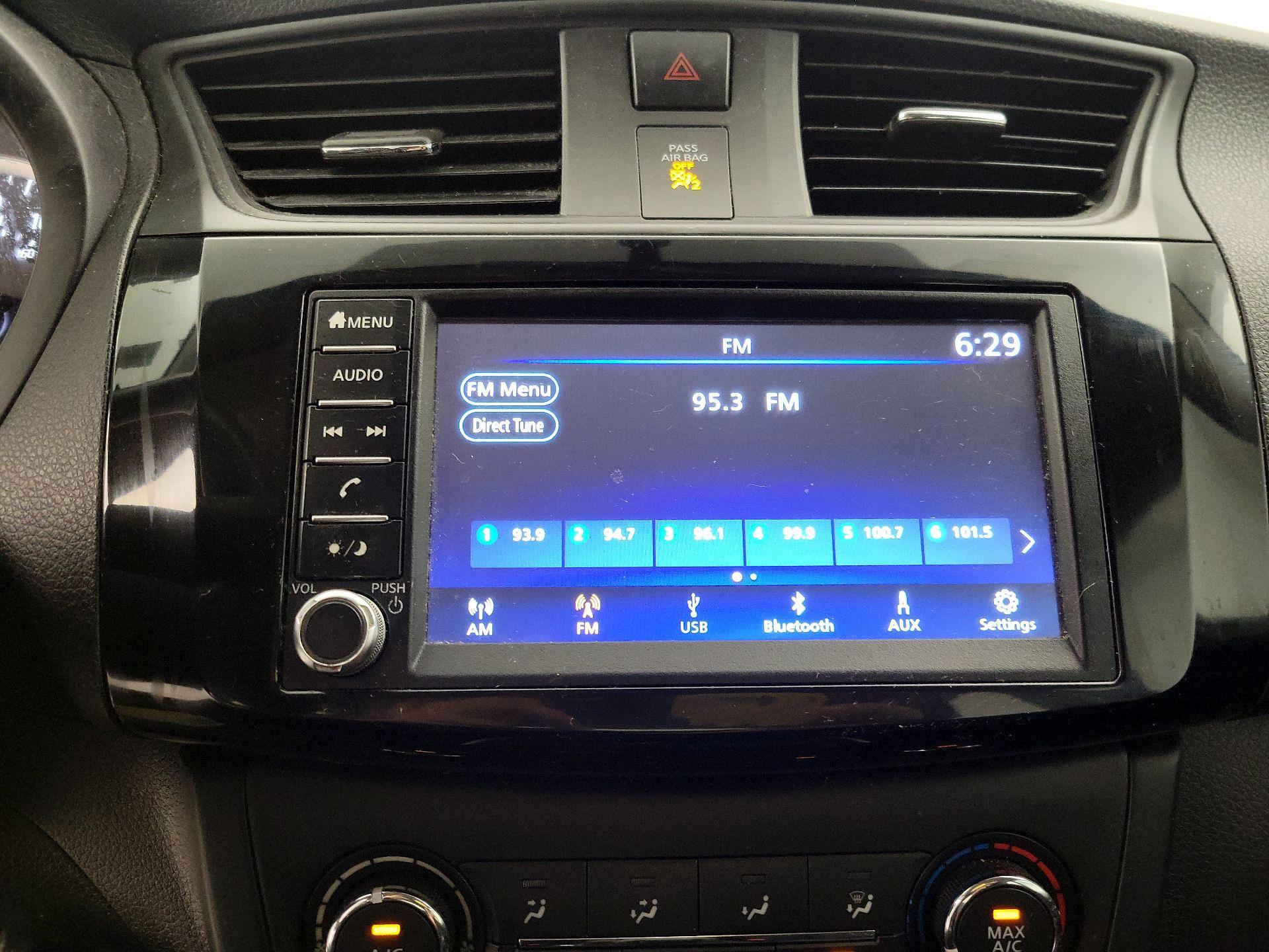 Thumbnail: 2019 Nissan Sentra - 15