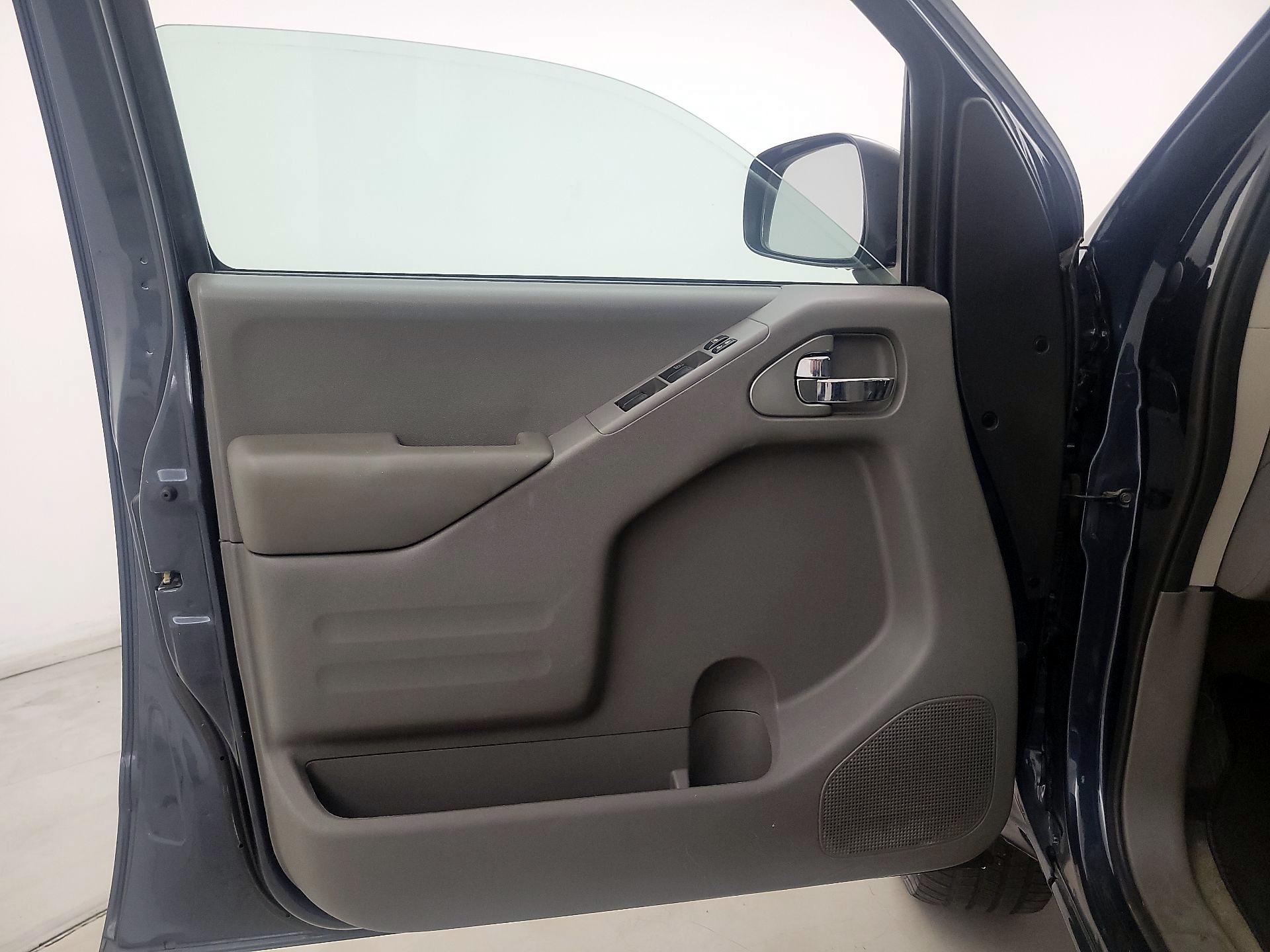Thumbnail: 2017 Nissan Frontier - 12