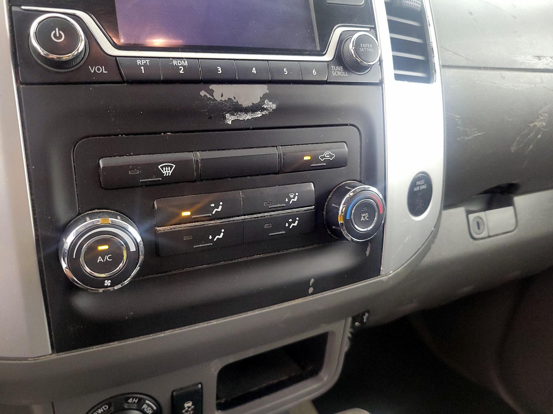 Thumbnail: 2017 Nissan Frontier - 15