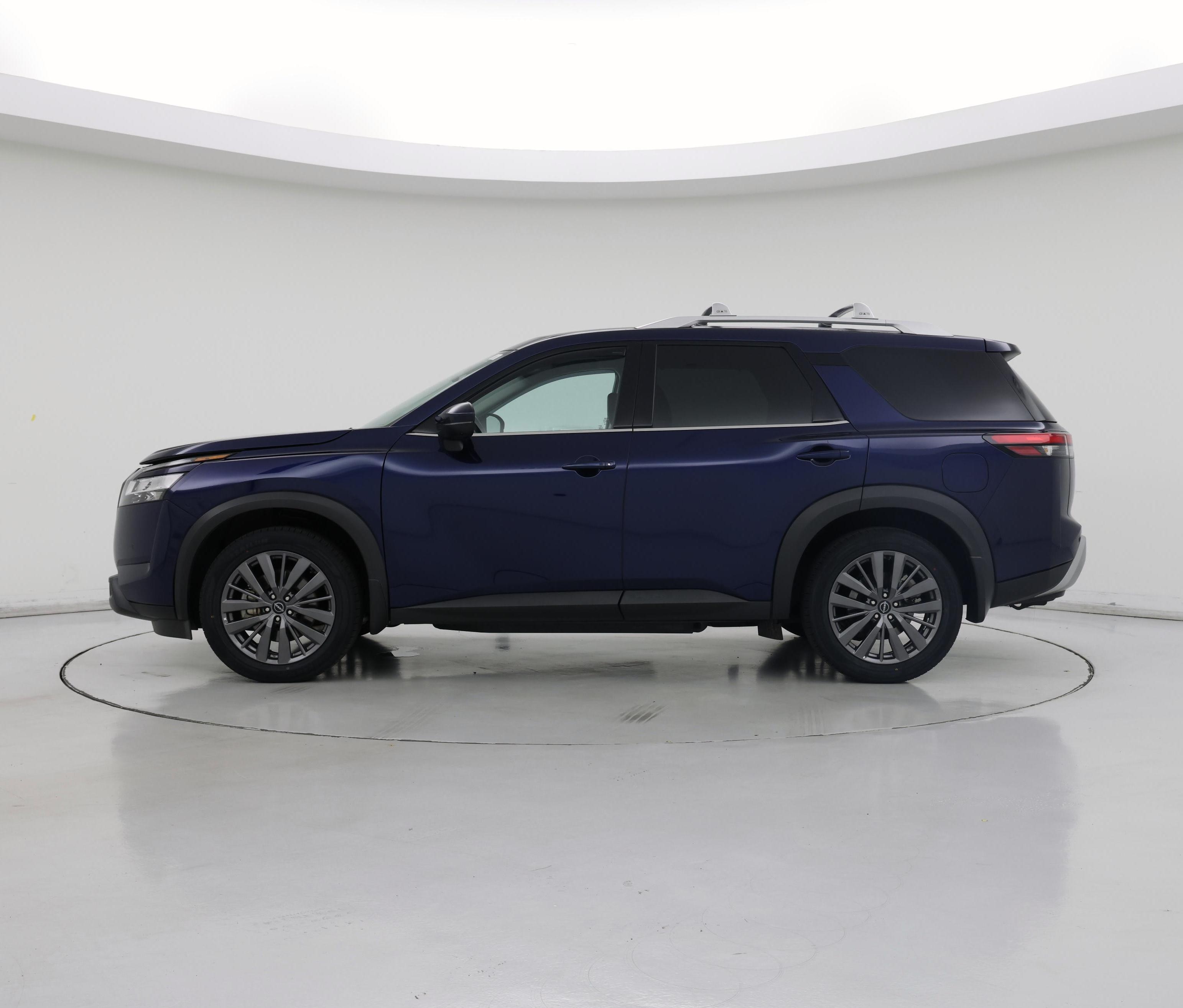 Thumbnail: 2022 Nissan Pathfinder - 3
