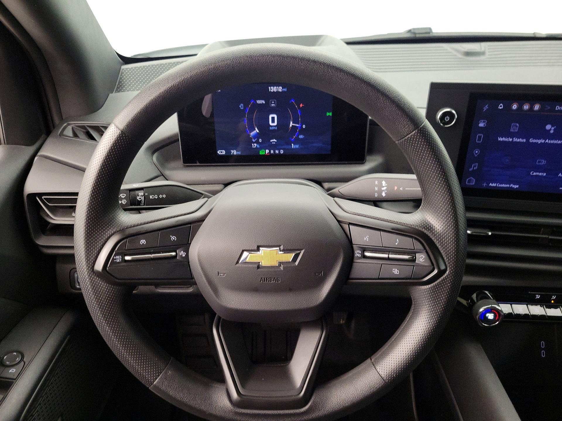 Thumbnail: 2024 Chevrolet Silverado EV - 10