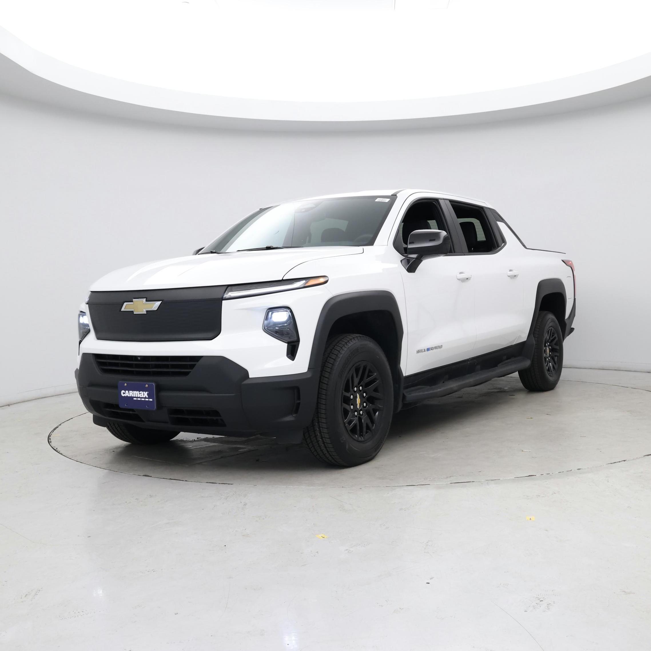 Thumbnail: 2024 Chevrolet Silverado EV - 4