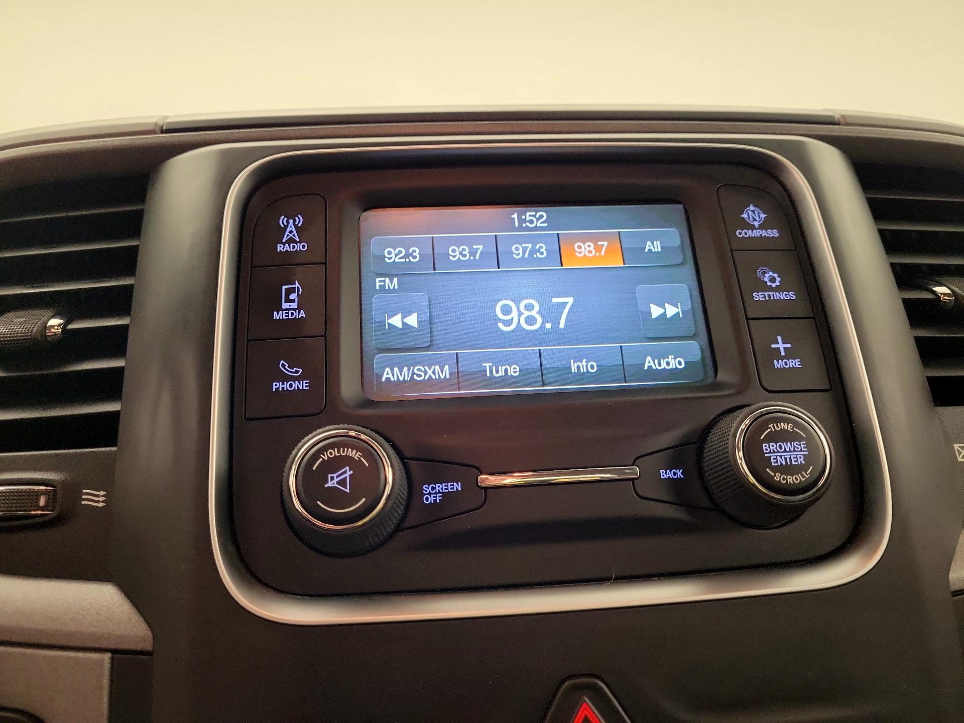 Thumbnail: 2020 RAM 1500 Classic - 15