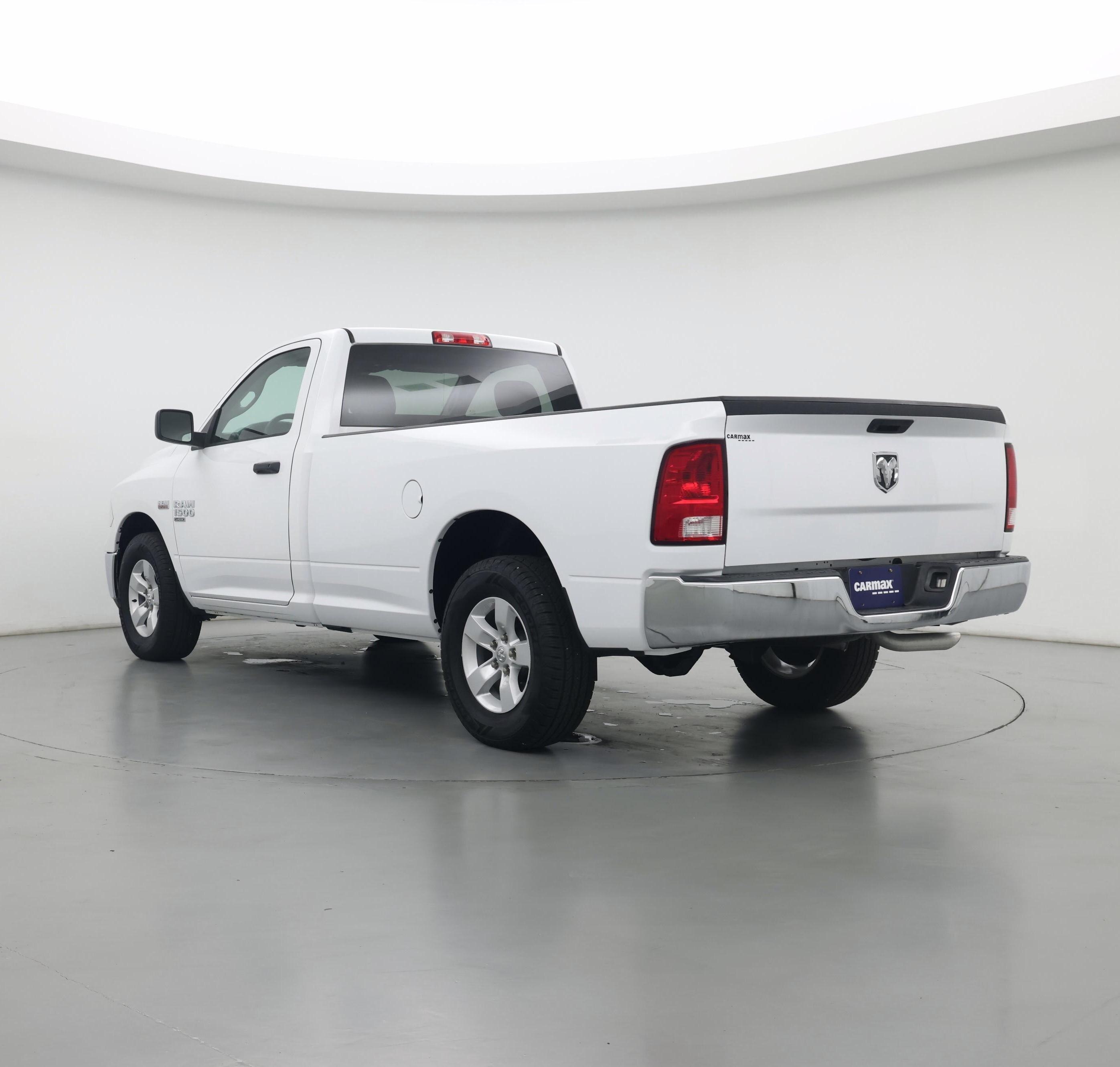 Thumbnail: 2020 RAM 1500 Classic - 2